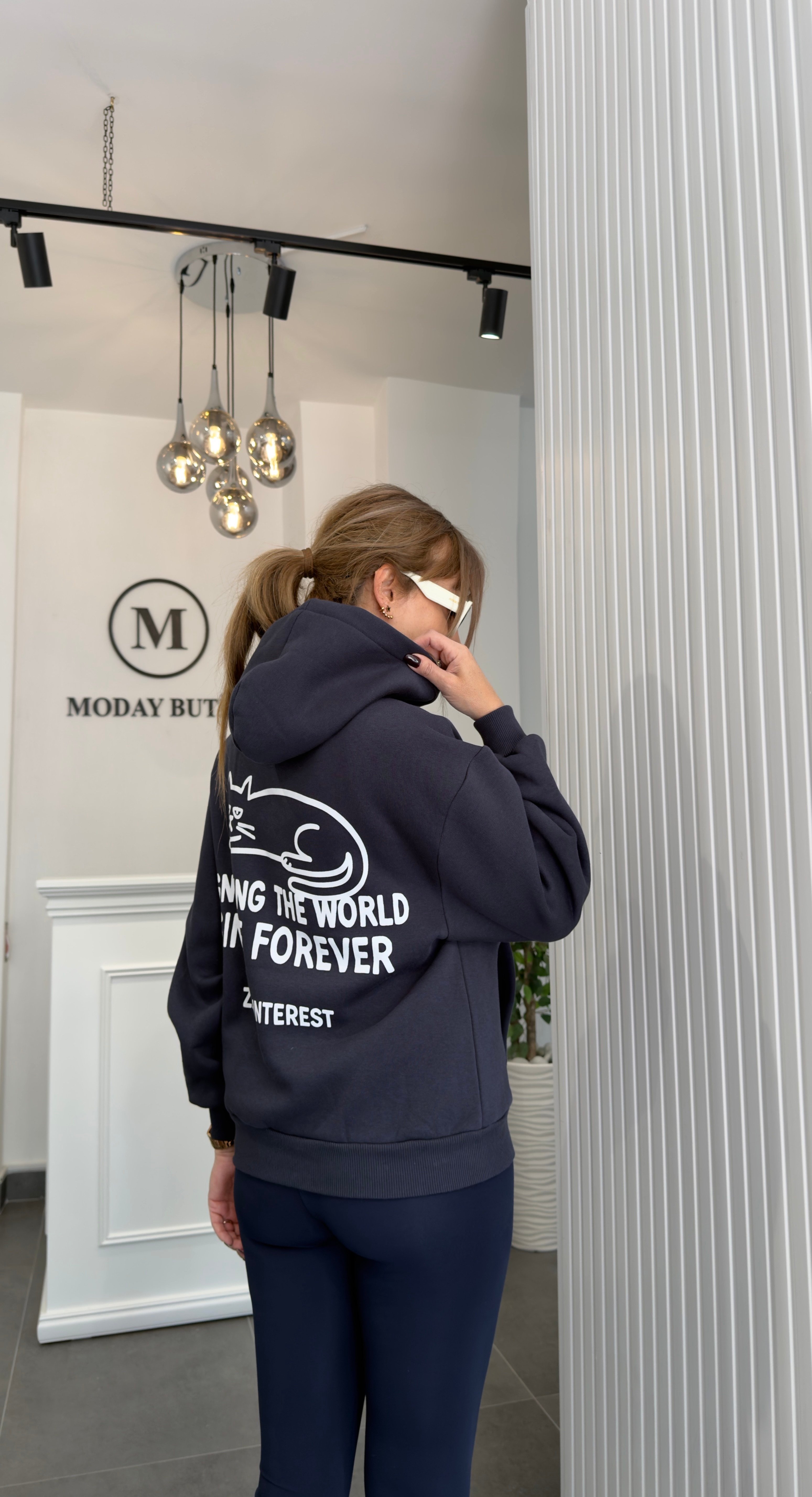 Street Style Baskılı Kapüşonlu Lacivert SweatshirtMODAYBUTİKStreet Style Baskılı Kapüşonlu Lacivert Sweatshirt