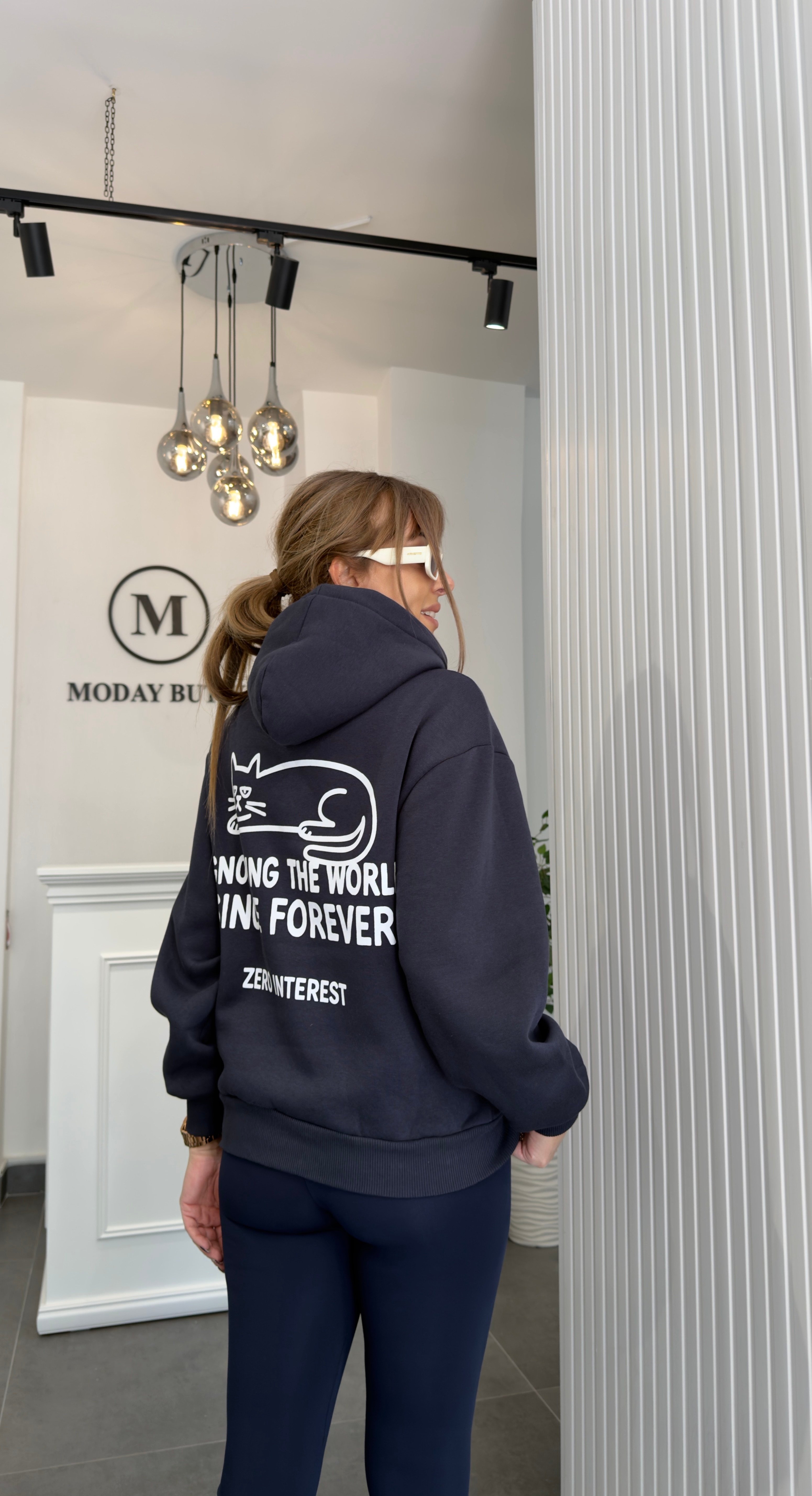 Street Style Baskılı Kapüşonlu Lacivert SweatshirtMODAYBUTİKStreet Style Baskılı Kapüşonlu Lacivert Sweatshirt