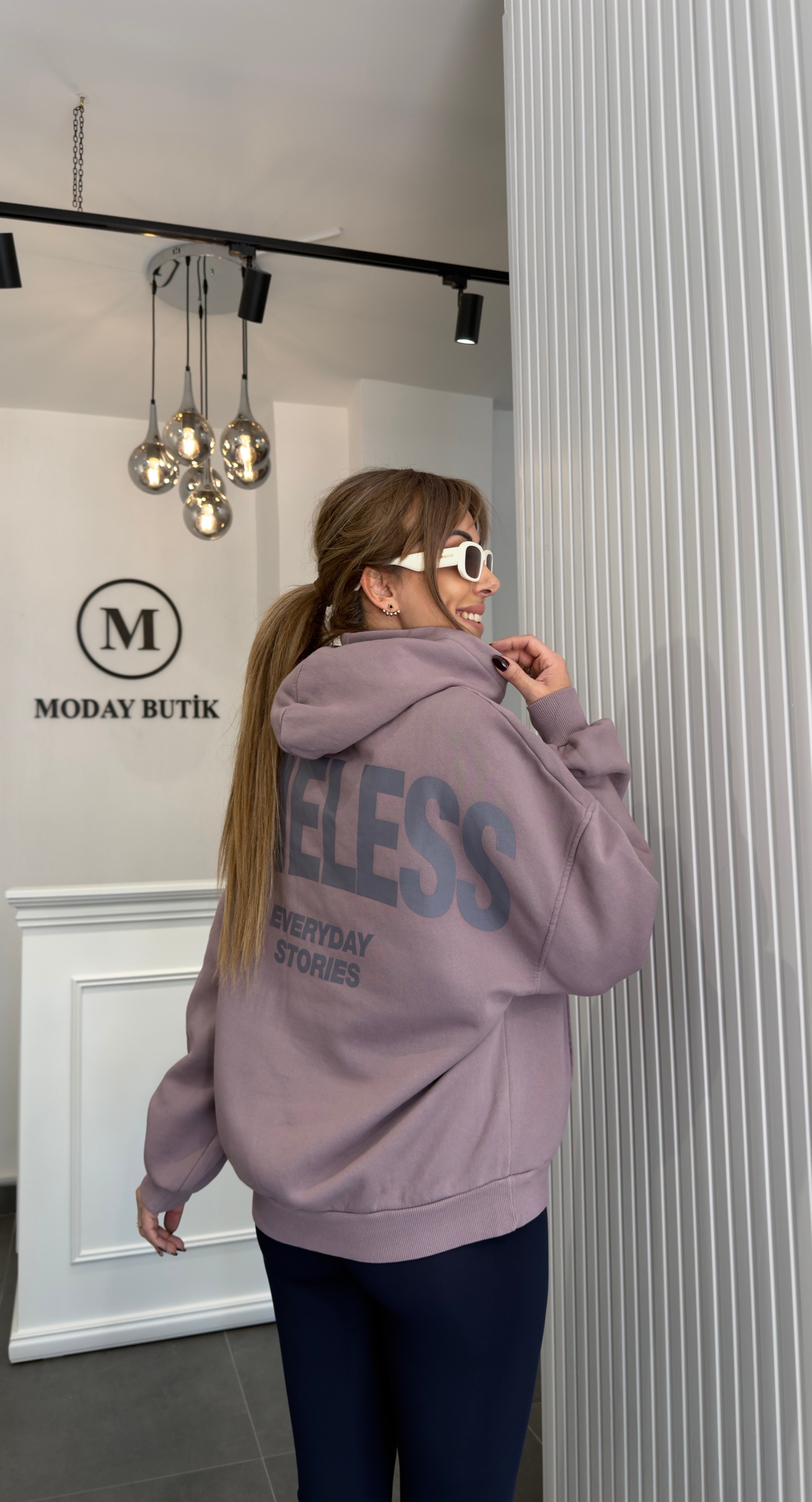 Vintage Baskılı Oversize Lila SweatshirtMODAYBUTİKVintage Baskılı Oversize Lila Sweatshirt