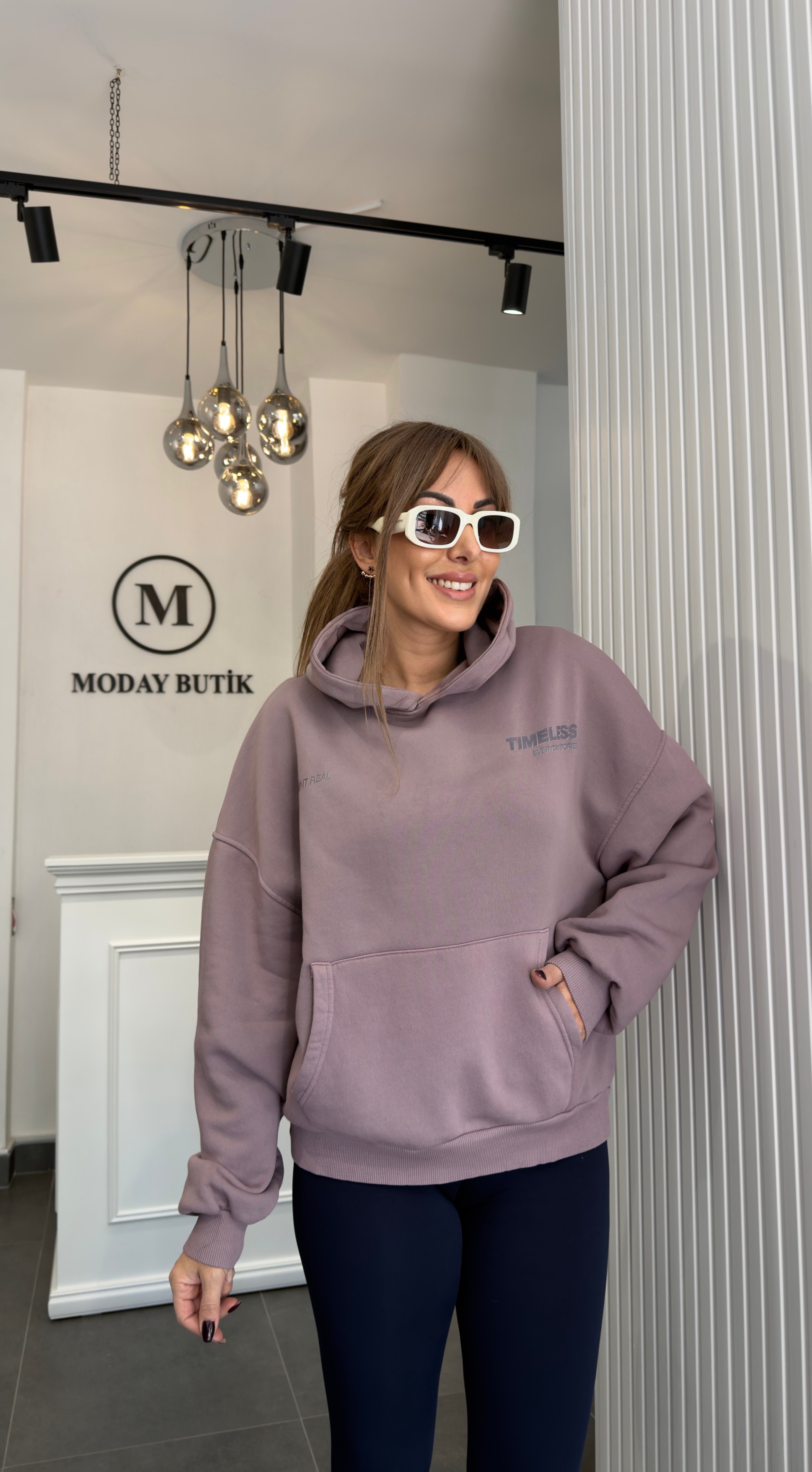 Vintage Baskılı Oversize Lila SweatshirtMODAYBUTİKVintage Baskılı Oversize Lila Sweatshirt