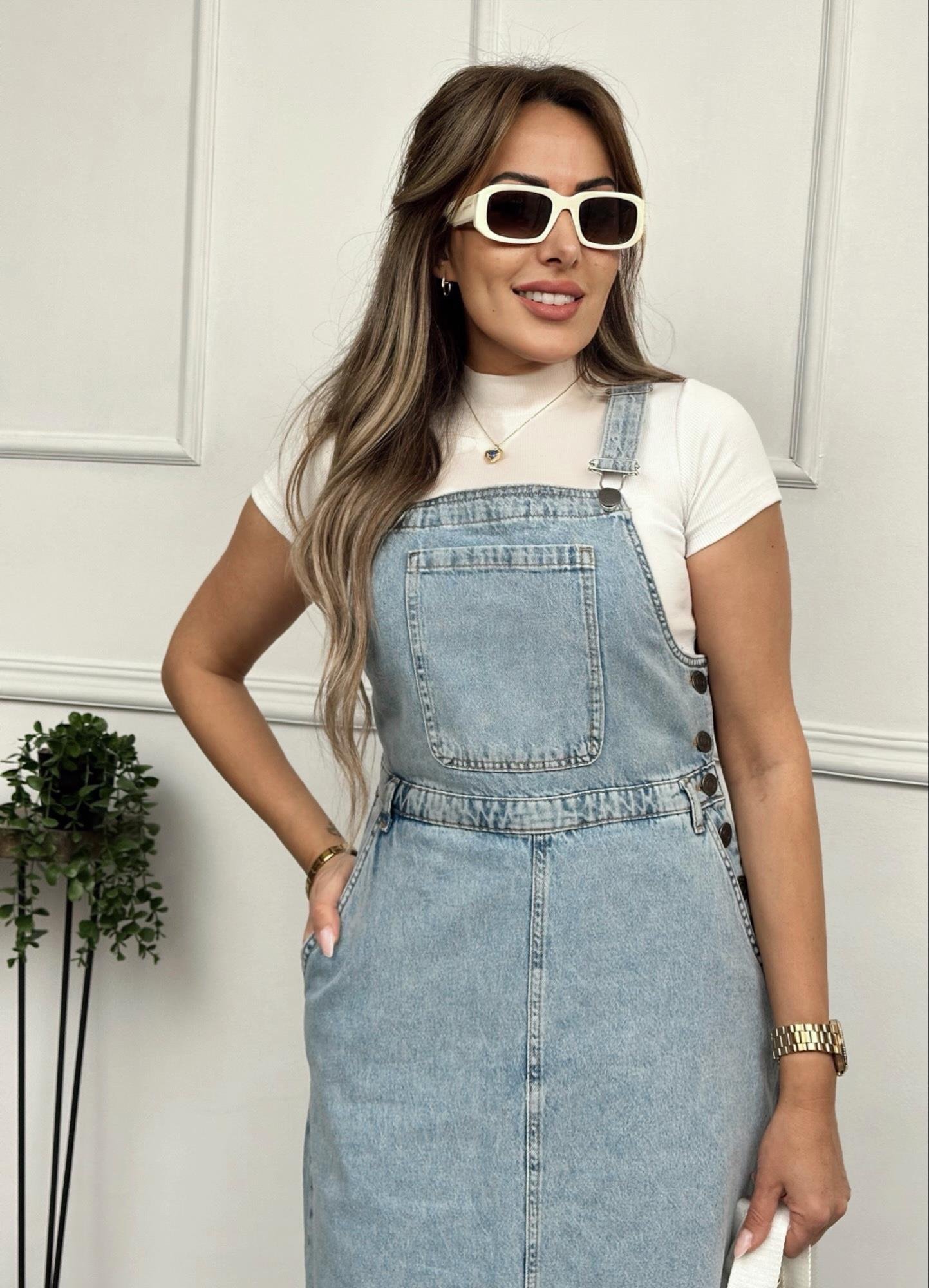 Yandan Düğmeli Salopet Denim ElbiseYeni Gelenler ModayYandan Düğmeli Salopet Denim Elbise