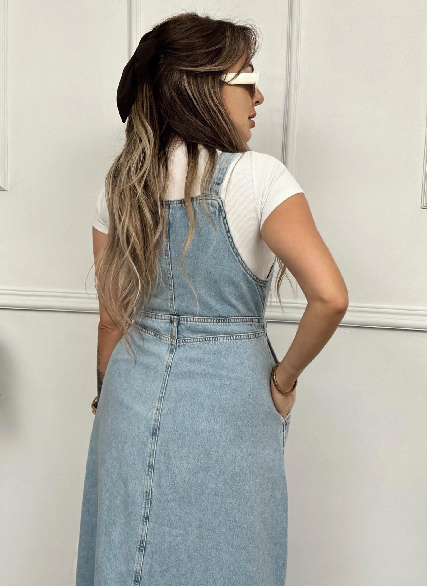 Yandan Düğmeli Salopet Denim ElbiseYeni Gelenler ModayYandan Düğmeli Salopet Denim Elbise