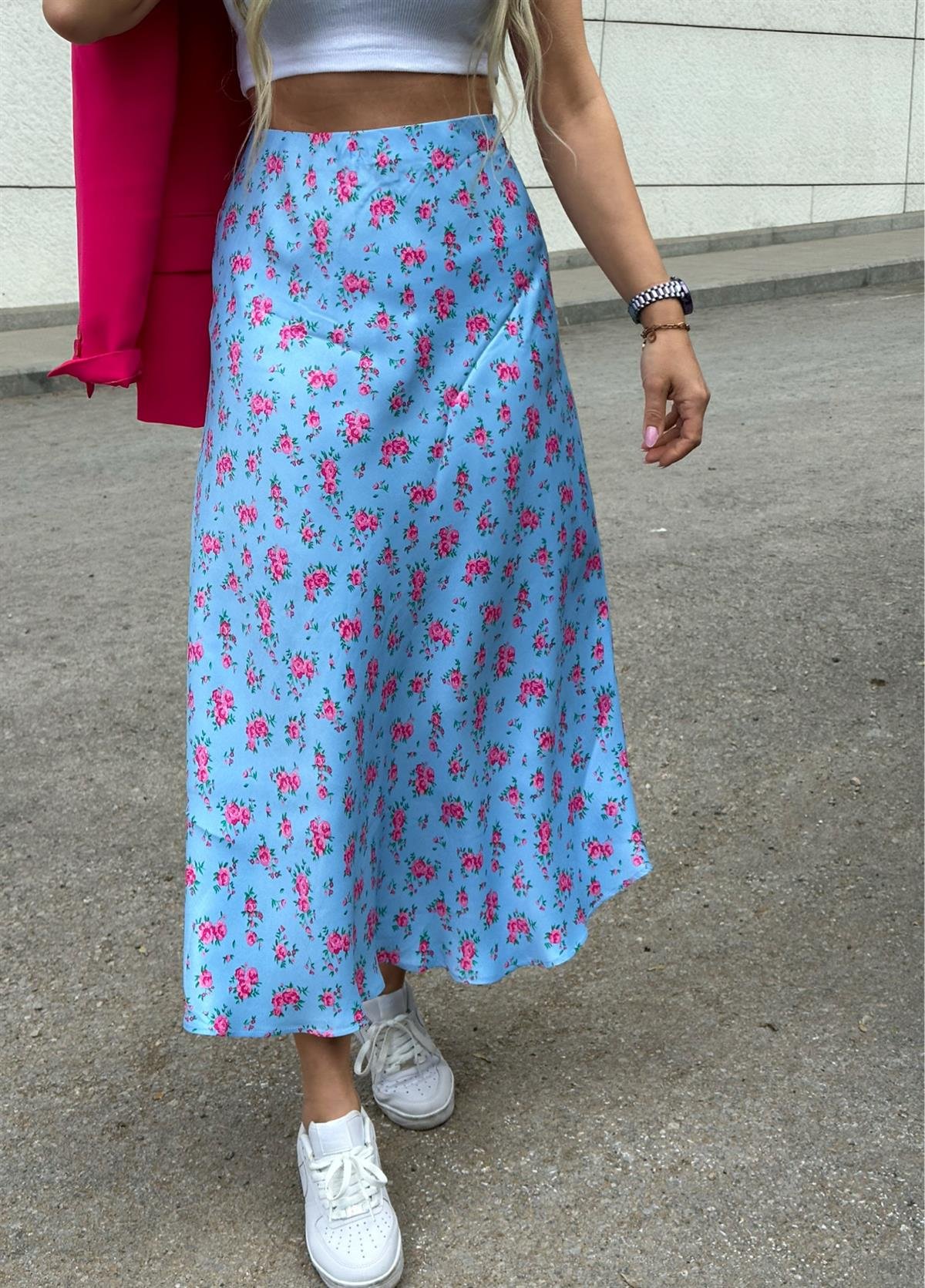 Yeni Geleneler ModayPembe Çiçekli Saten Etek