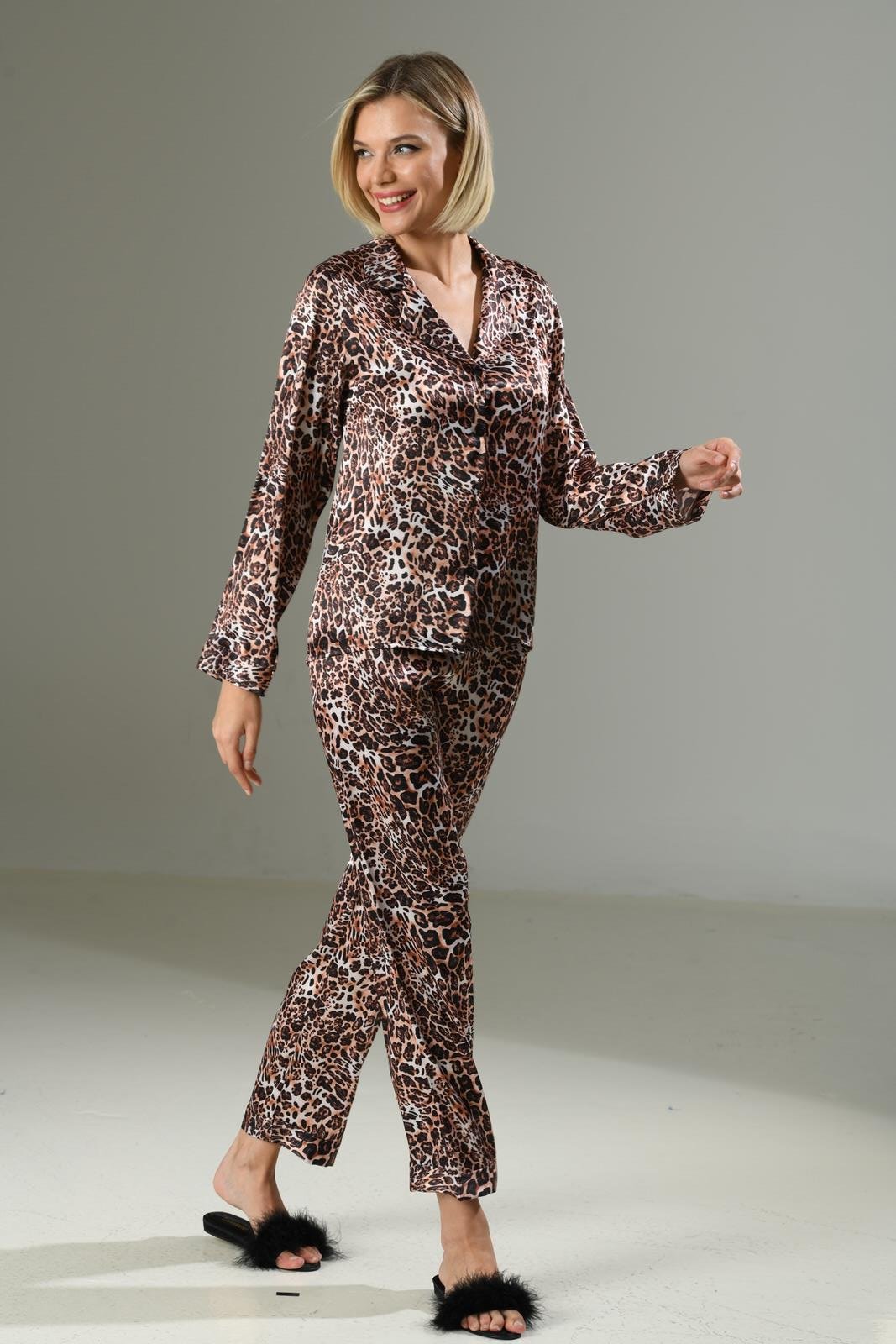 Aria's Closet Leopar Desen Yumuşak Dokulu Saten Gecelik Takımı 