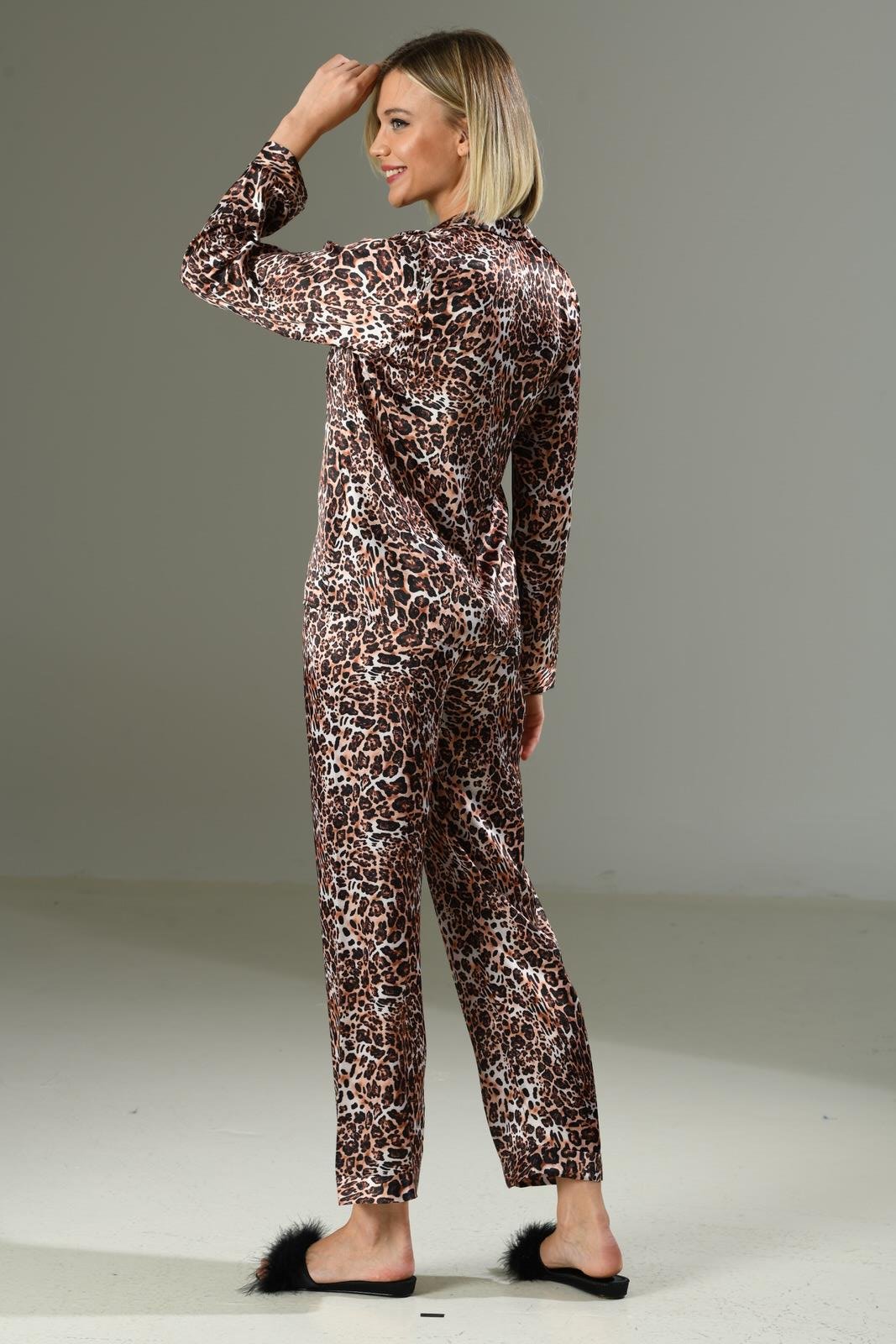 Aria's Closet Leopar Desen Yumuşak Dokulu Saten Gecelik Takımı 