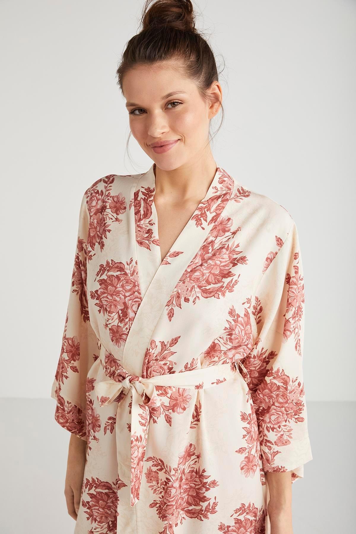 Catherine's %100  Viskon Çiçek Desen 2'li Sabahlık Gecelik Takımı