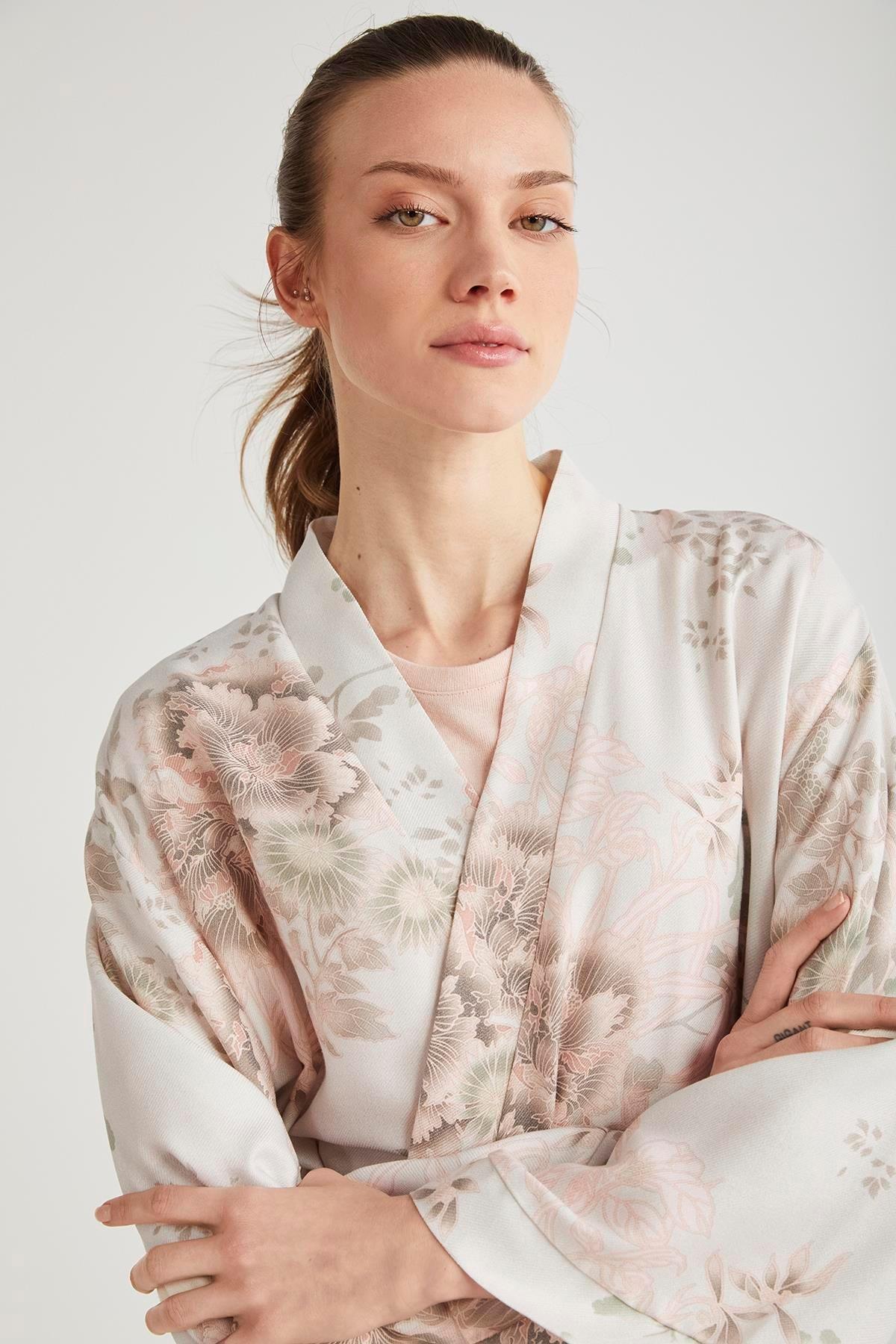 Catherine's Çiçek Desen 2'li Sabahlık Gecelik Takımı