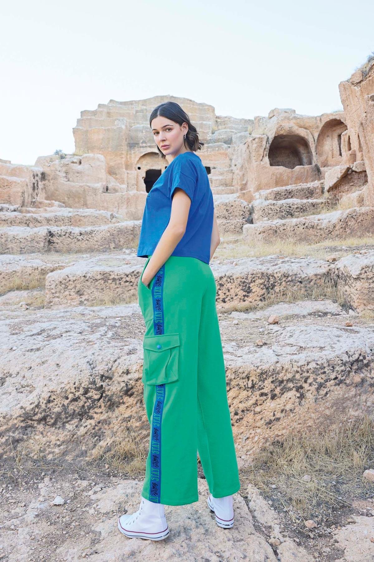 Kısa Kollu 