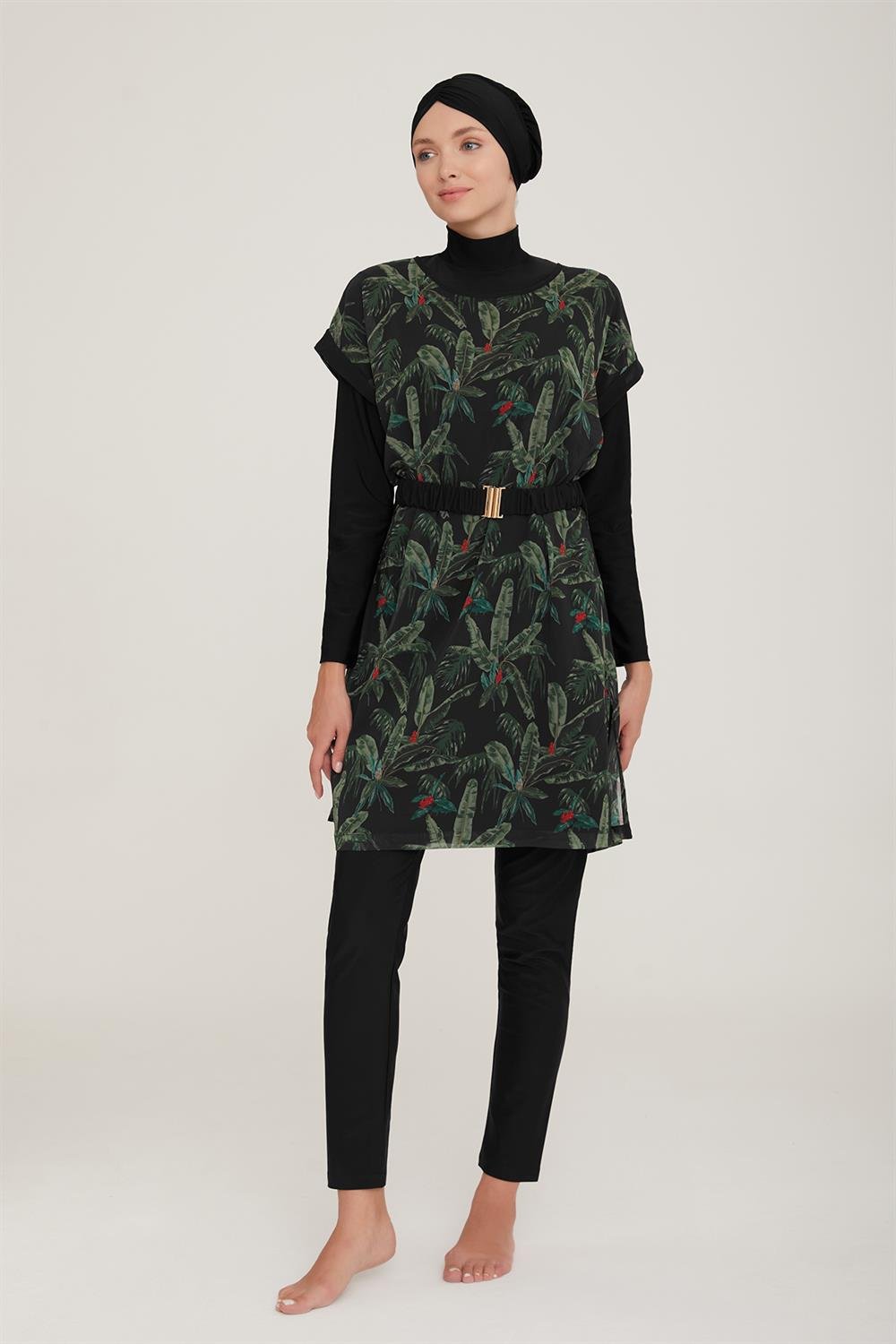 2 Farklı Şekilde Giyilebilir Pareolu Tesettür Mayo Robert 1 4470 Siyah Remsa Mayo