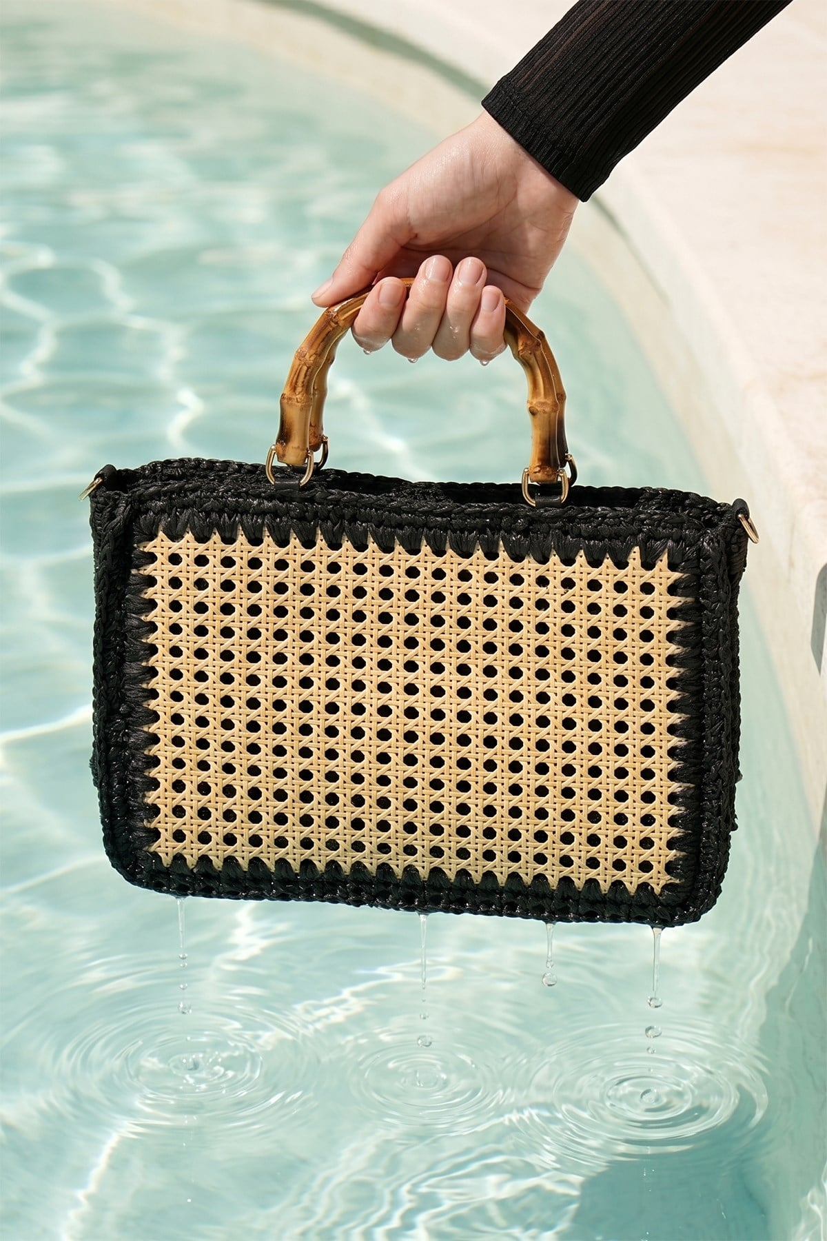 Bambu Kulplu 32x25cm Hasır Çanta 1046 Camel