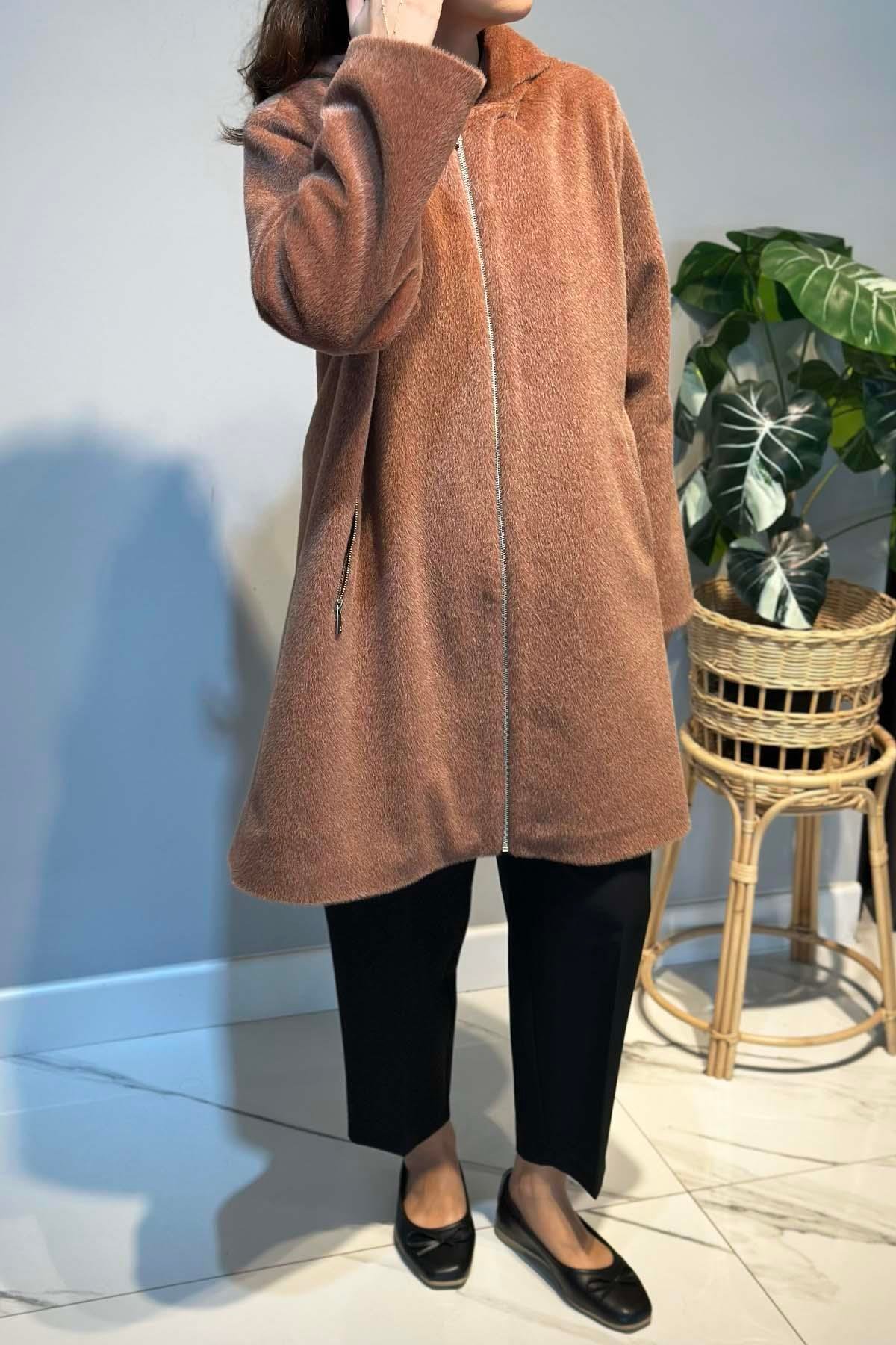 Büyük Beden Fermuar Detay Kap Ceket 2590 Camel