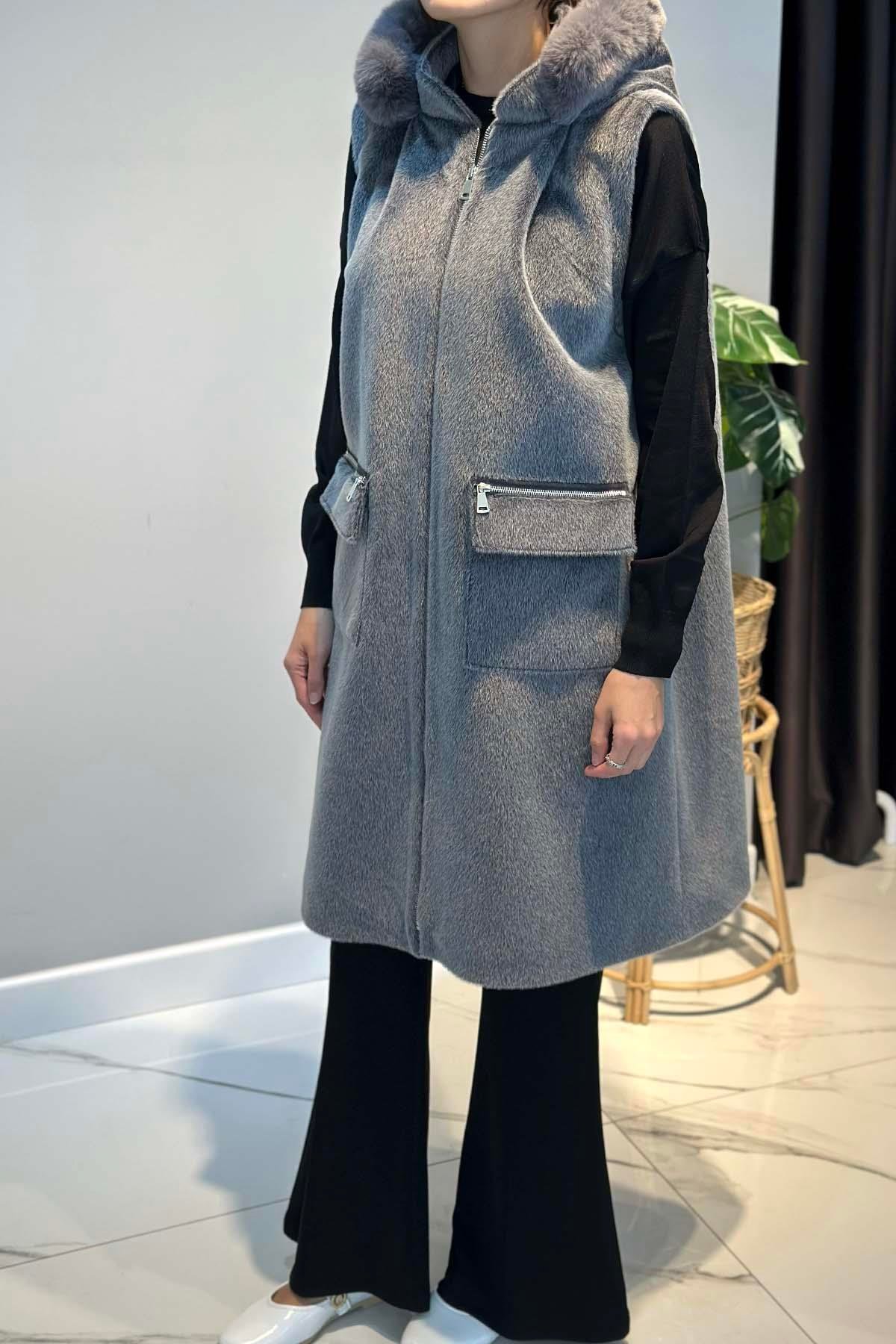 Büyük Beden Kürk Detay Kapüşonlu Yelek 2595 Gri