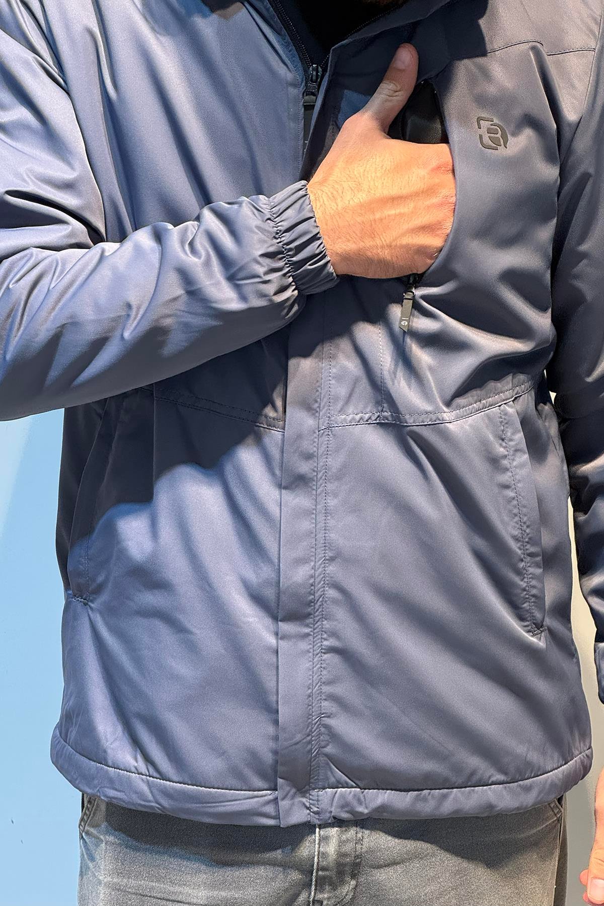 Erkek Kapüşonlu Cep Detaylı İçi Polar Kışlık Mont 2571 Füme