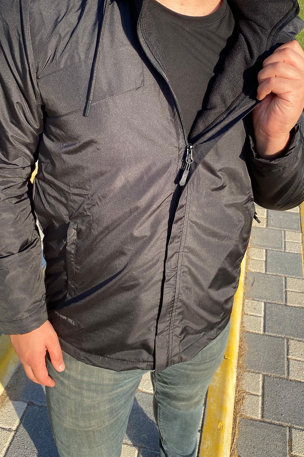 Erkek Kapüşonlu Rüzgar Geçirmez Cep Detaylı İçi Polar Kışlık Mont  Siyah Remsa Spor TH841