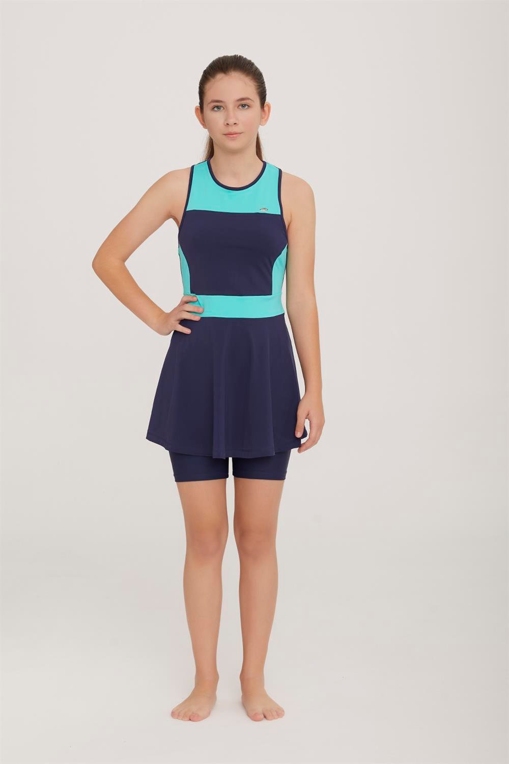 Genç Kolsuz Şortlu Yarı Kapalı Likralı Elbise Tesettür Mayo Nunny 5909 Mint Remsa Mayo