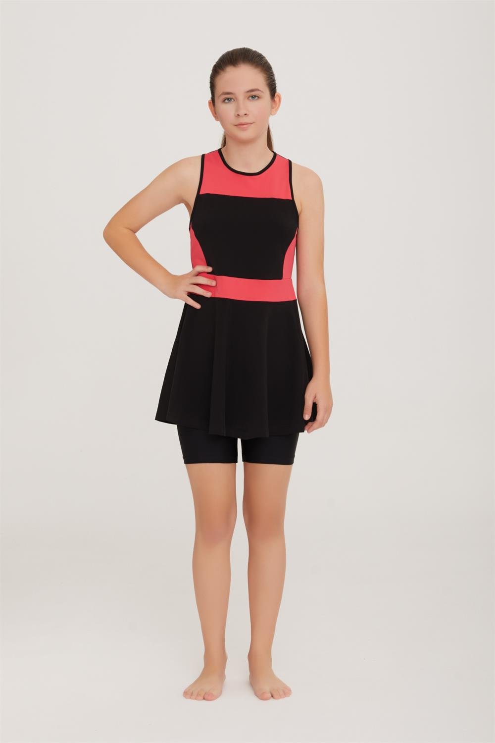 Genç Kolsuz Şortlu Yarı Kapalı Likralı Elbise Tesettür Mayo Nunny 5909 Mercan Remsa Mayo