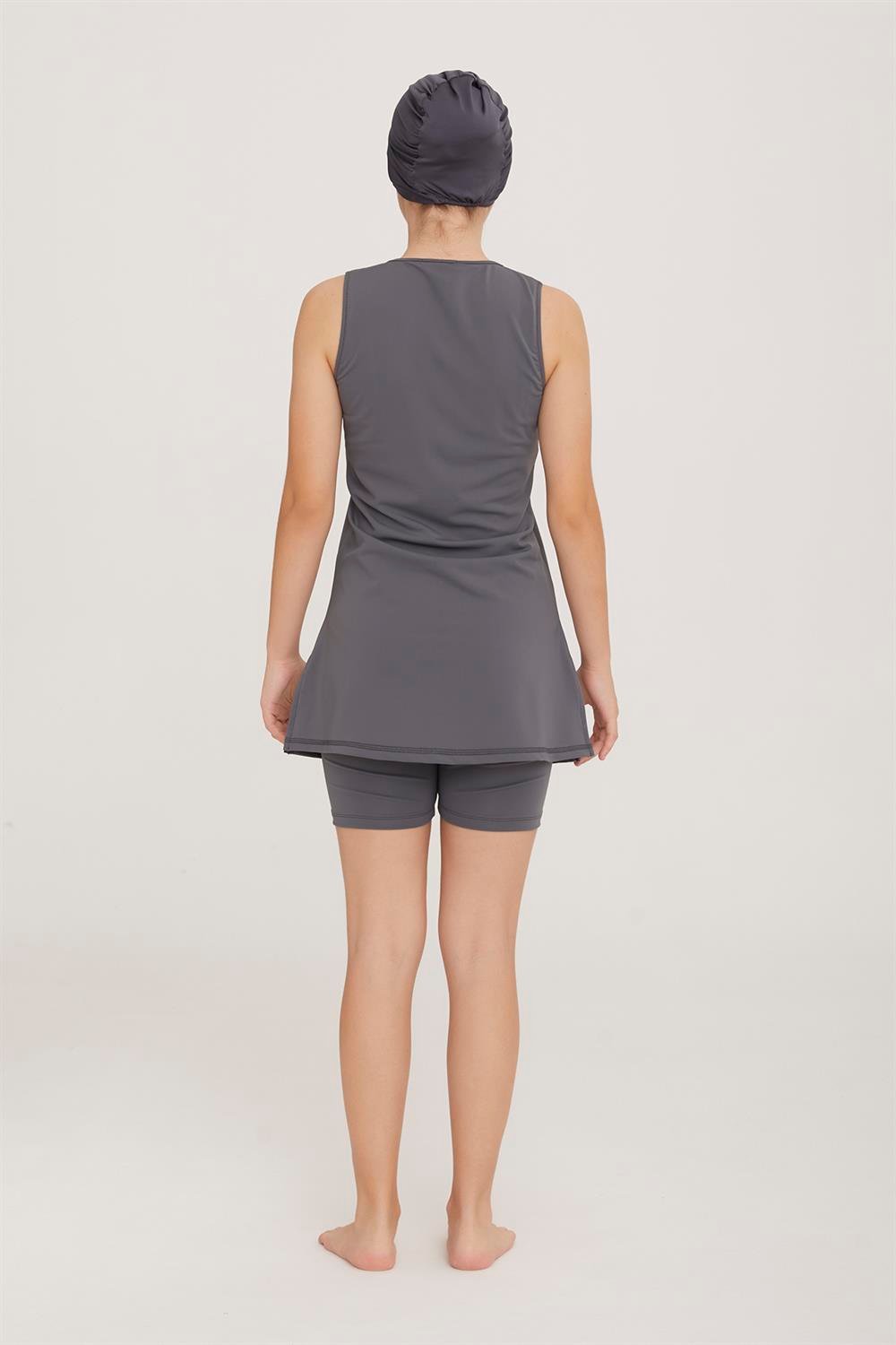 Genç Kolsuz Şortlu Yarı Kapalı Likralı Tesettür Mayo Hughes 8131 Antrasit Remsa Mayo