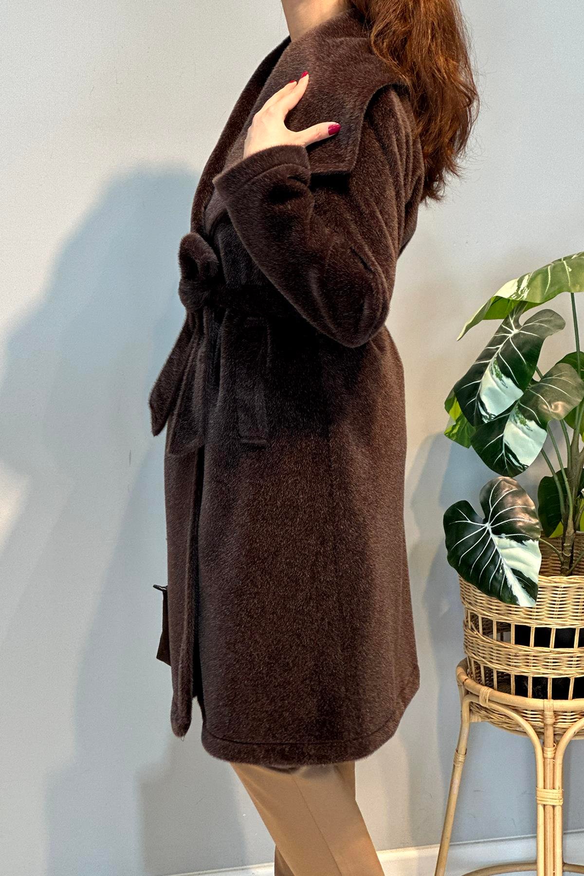 Geniş Yakalı Düğmeli Kaban 36234 Kahverengi