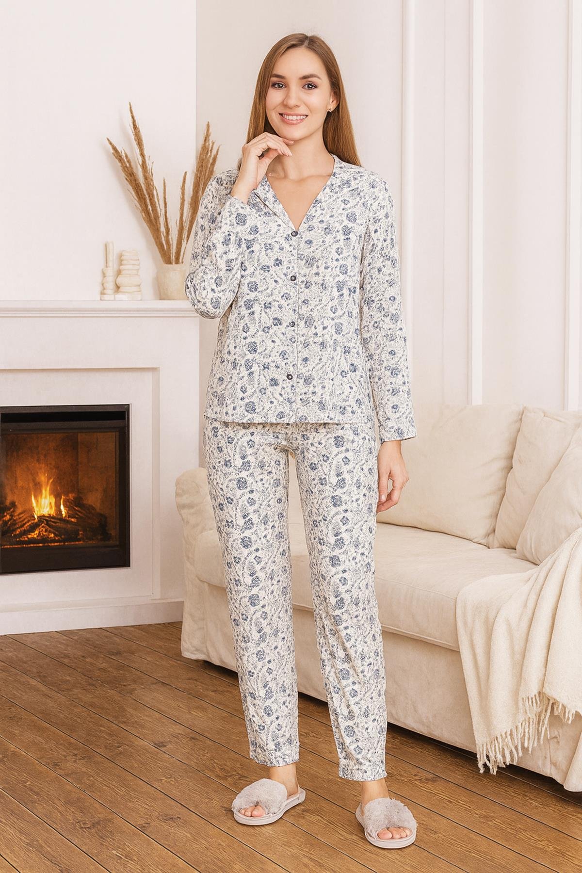 Kadın Çiçek Desen Suprem Önü Düğmeli Pijama Takımı 0469 Beyaz