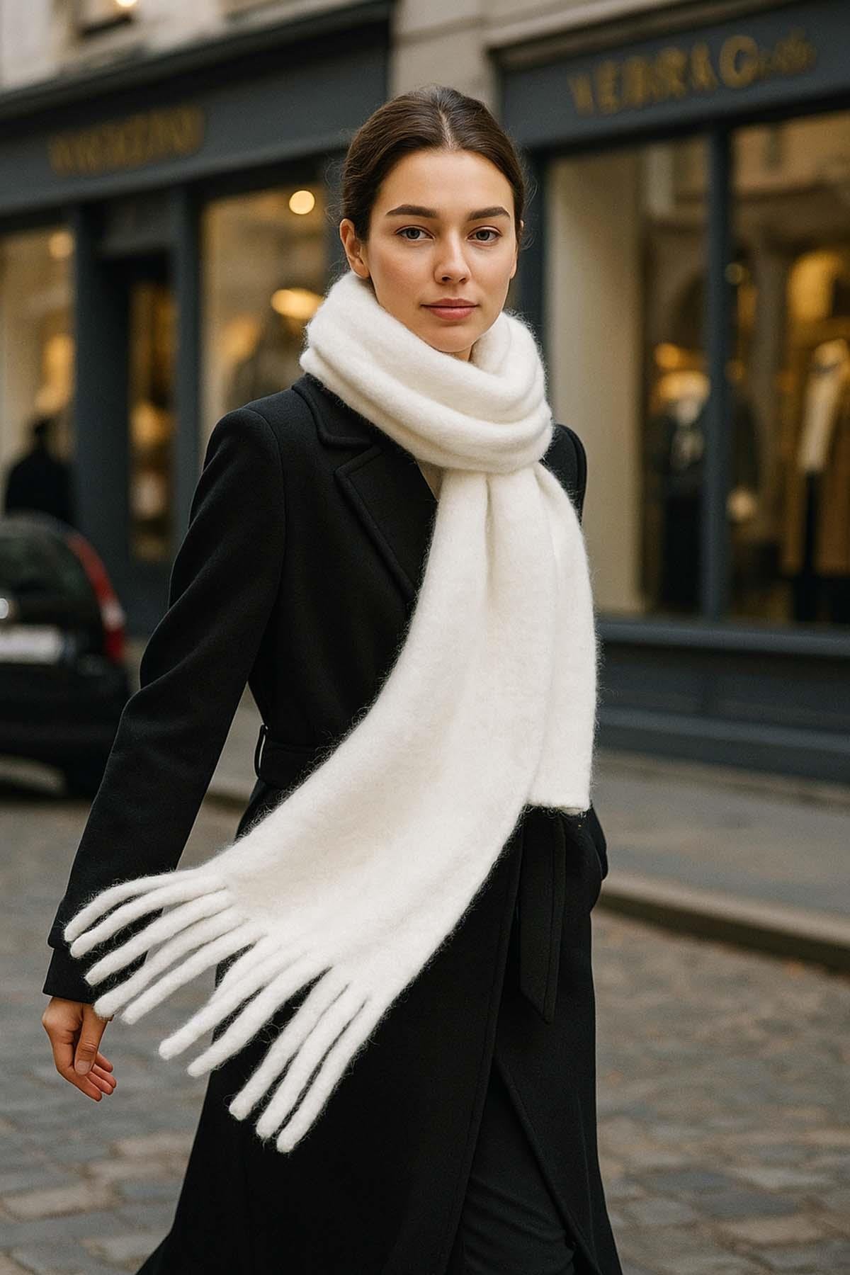 Kadın Püskül Detay Atkı Omuz Şalı 40x200 cm 1295 Ekru