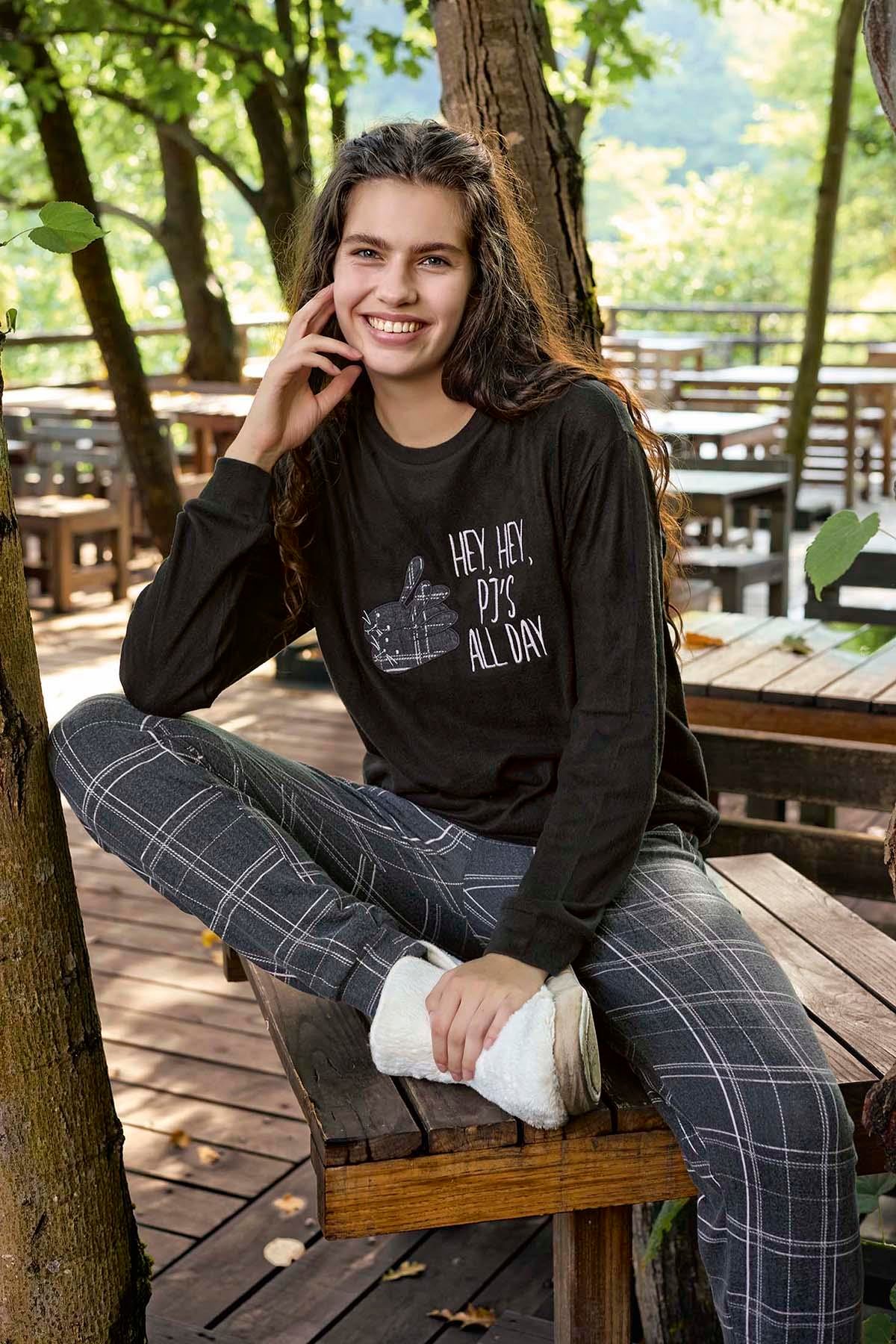 Kadın Termal Uzun Kol Pijama Takımı 30054 Siyah01