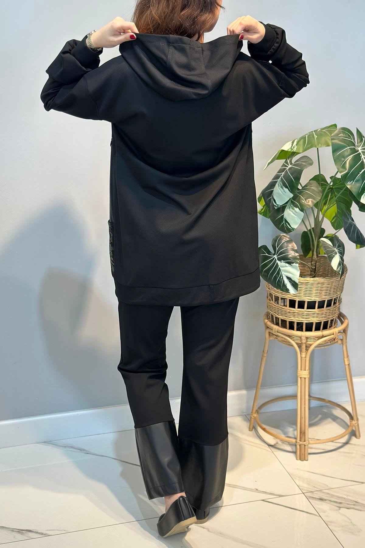 Kapüşonlu Baskı Detay Takım 19310 Siyah