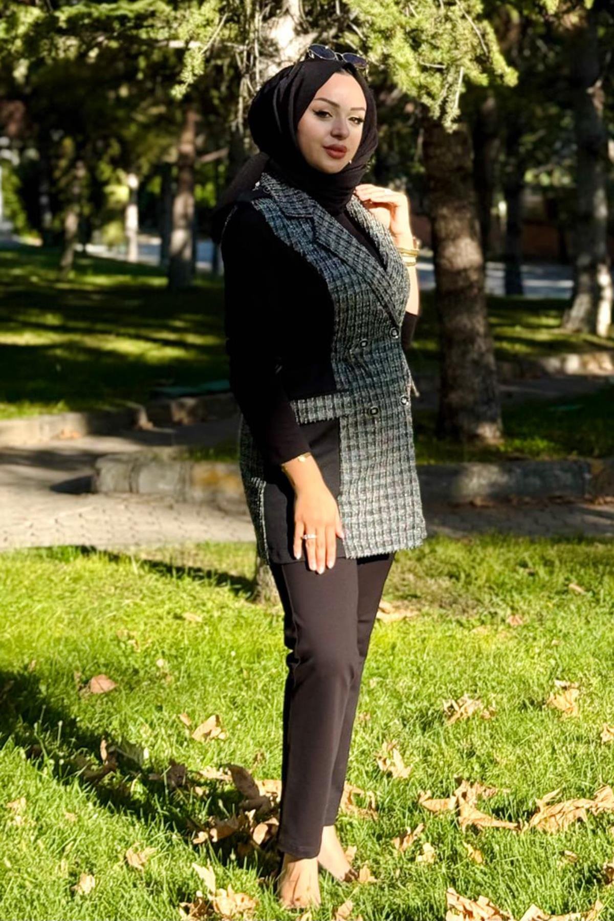 Kare Desen Kruvaze Yelekli 3'lü Takım 25149 Siyah 