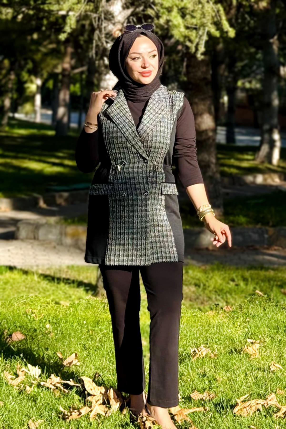 Kare Desen Kruvaze Yelekli 3'lü Takım 25149 Siyah 