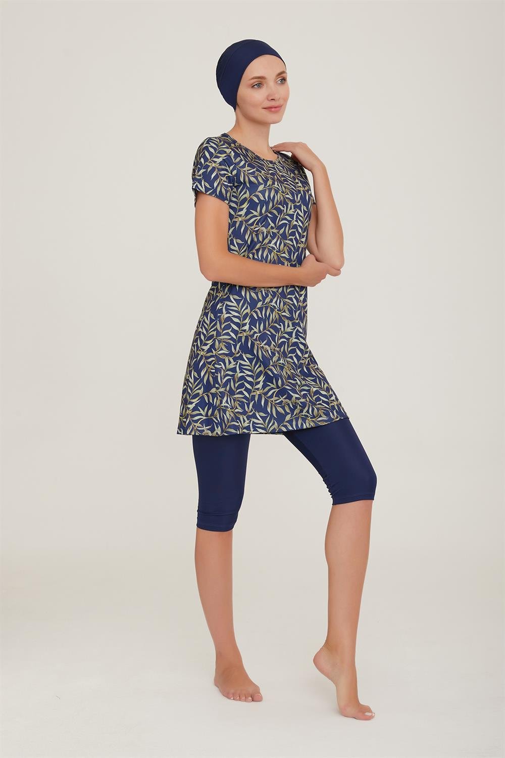 Kısa Kol Taytlı Yarı Kapalı Mayo Deren 6 9085 Koyu Lacivert Remsa Mayo