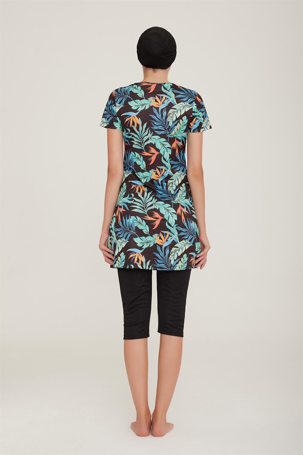 Kısa Kol Taytlı Yarı Kapalı Mayo Deren 2 9081 Siyah Remsa Mayo