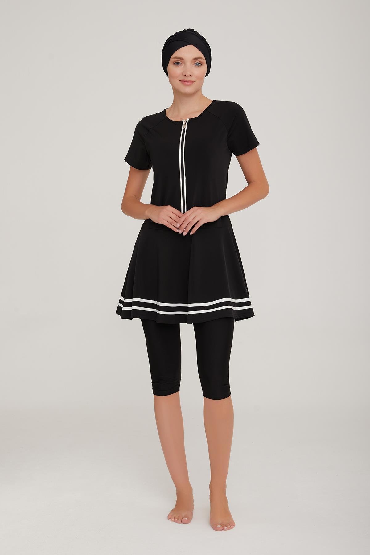 Kısa Kol Taytlı Yarı Kapalı Mayo Isabela 3900 Siyah Remsa Mayo