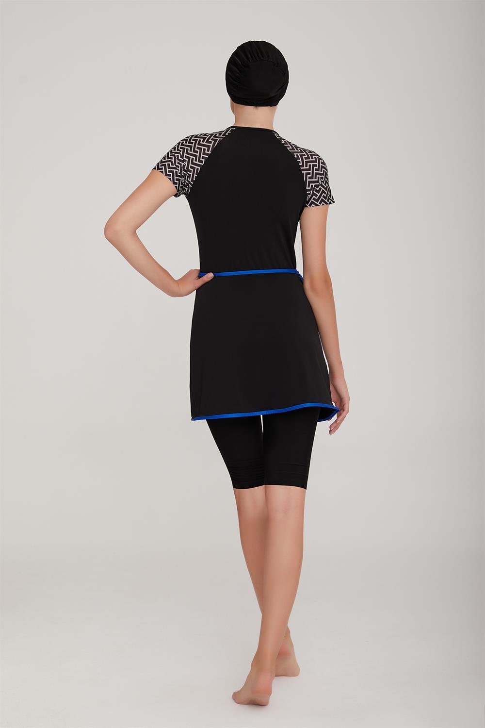 Kısa Kollu Şortlu Etek Bağlamalı Yarı Kapalı Mayo Barbara 3911 Remsa 