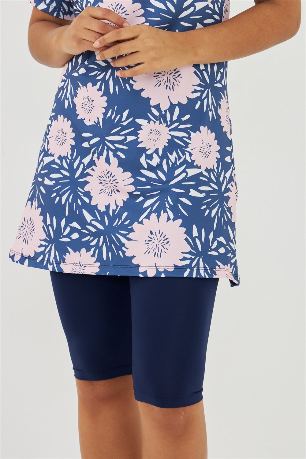 Kısa Kollu Yarı Kapalı Mayo Lacivert T503-421 Remsa Mayo