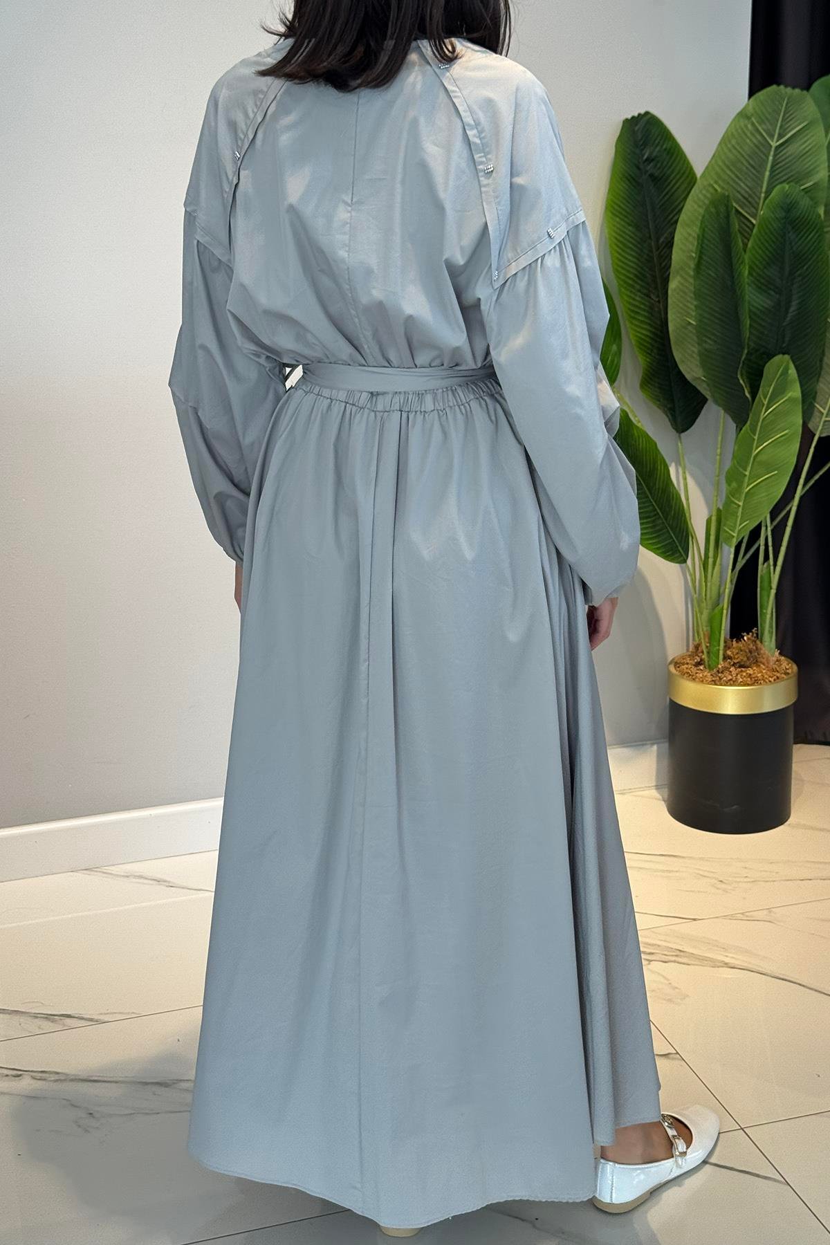 Kolları Katlama Büzgü Aksesuar Detaylı Belden Lastikli Paper Touch Elbise 5747 Gri