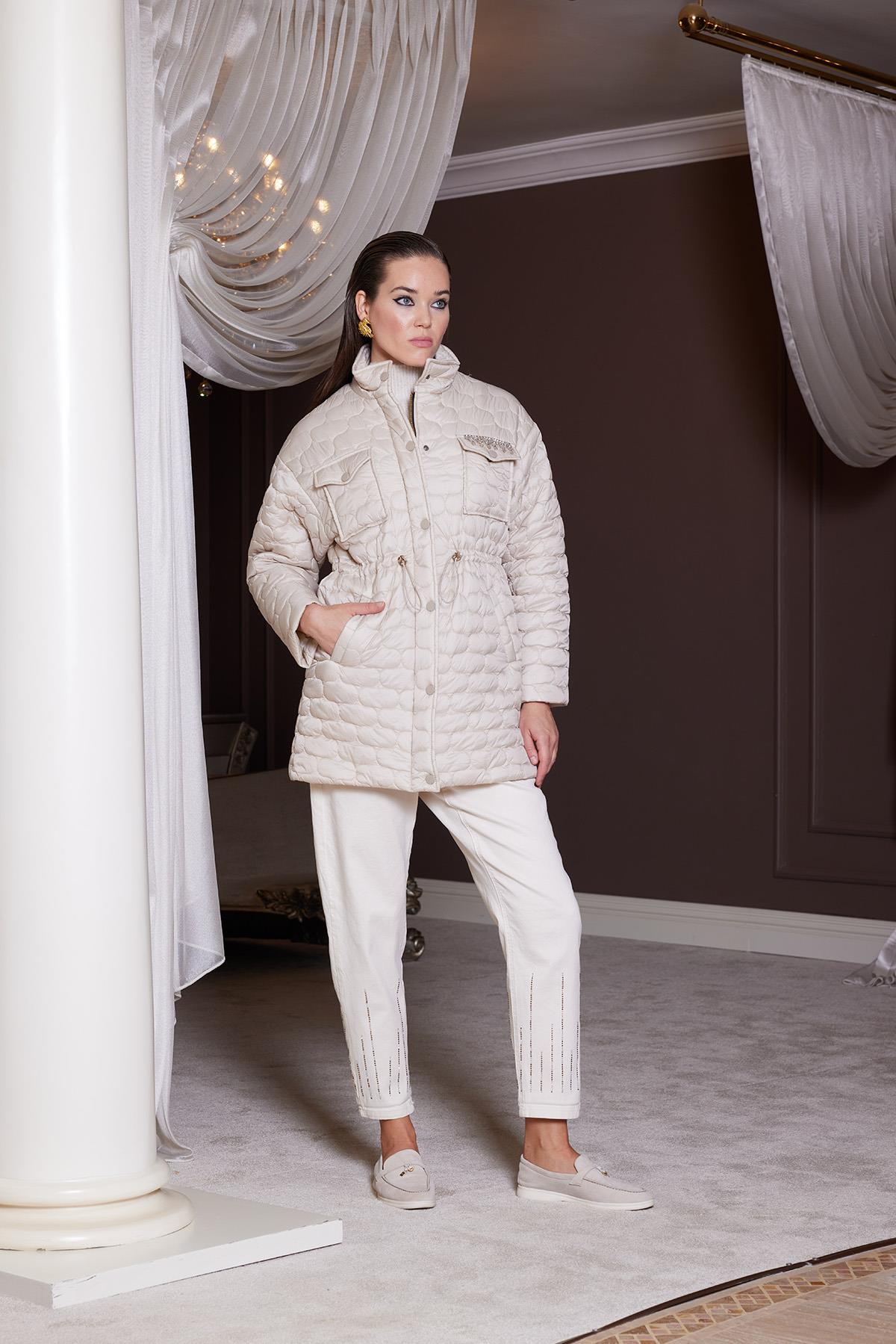 Missemramiss İşlemeli Casual Kapitone Mont 4142 Bej