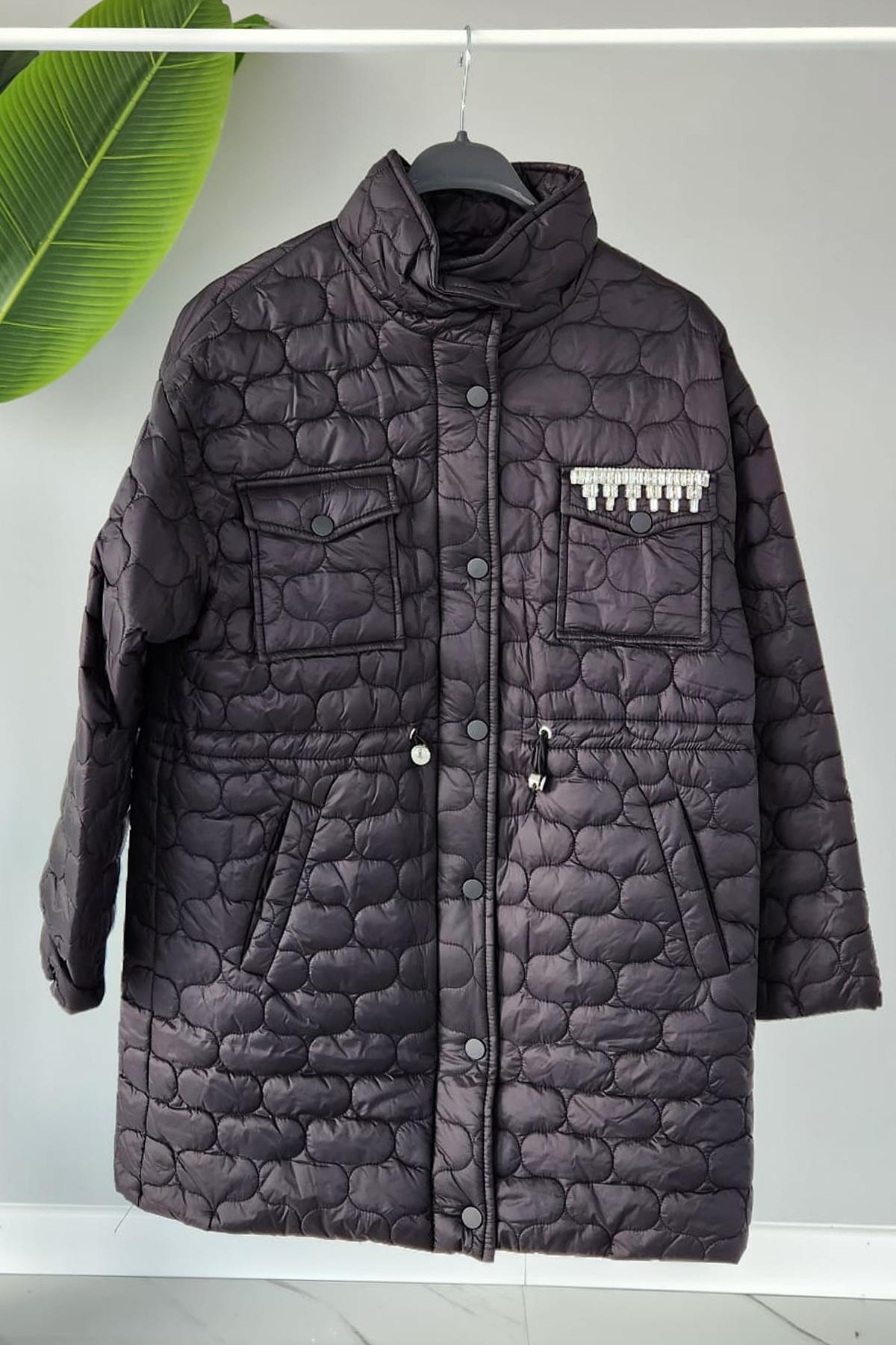 Missemramiss İşlemeli Casual Kapitone Mont 4142 Siyah