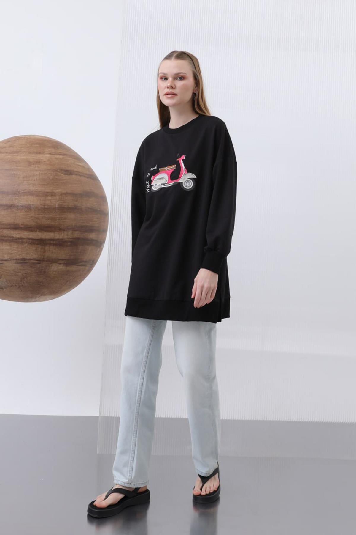 Motor Nakış İşlemeli Sweat Tunik 10636 Siyah