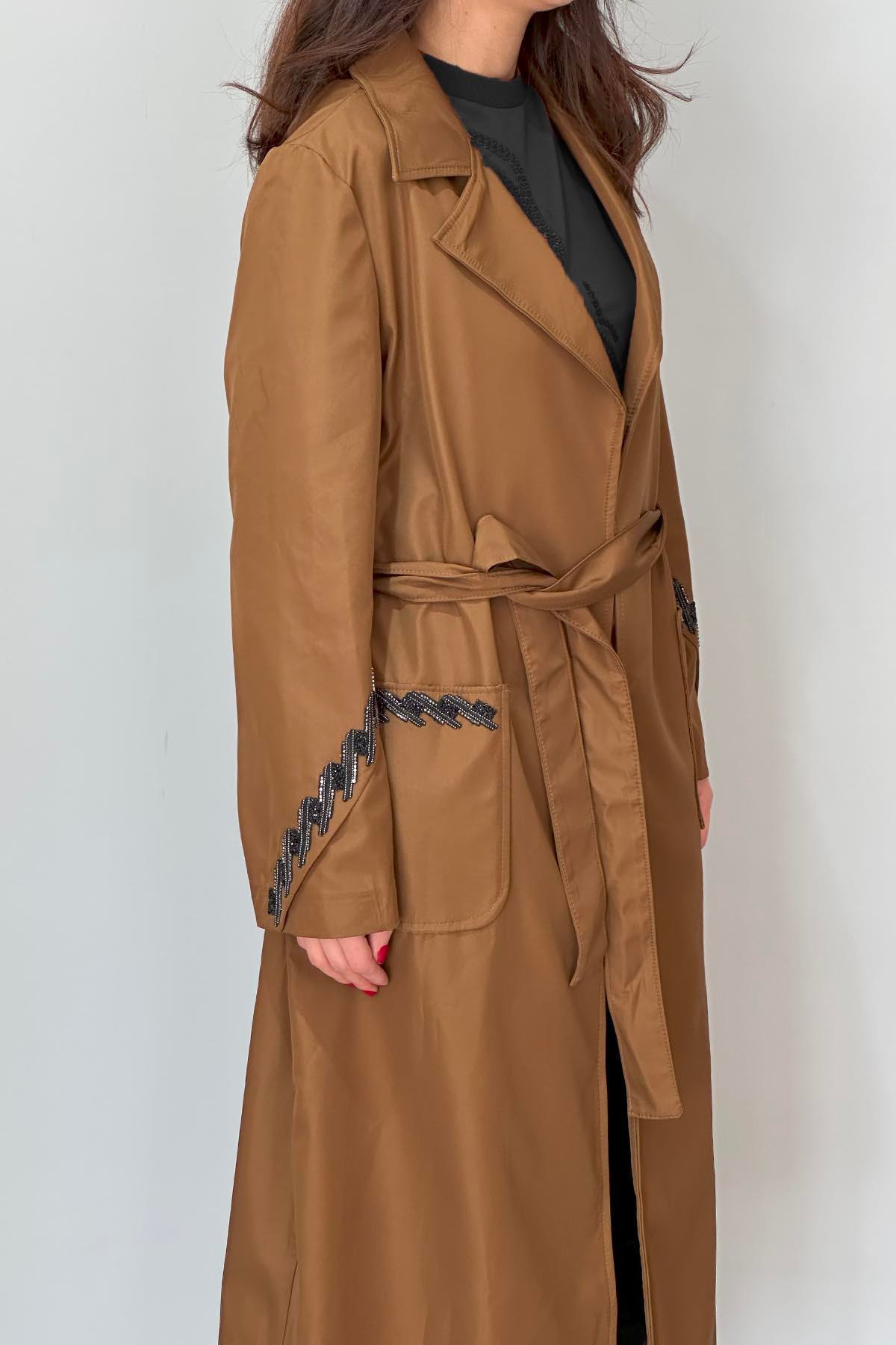 Nakış Detay Kap Ceket 17000 Taba