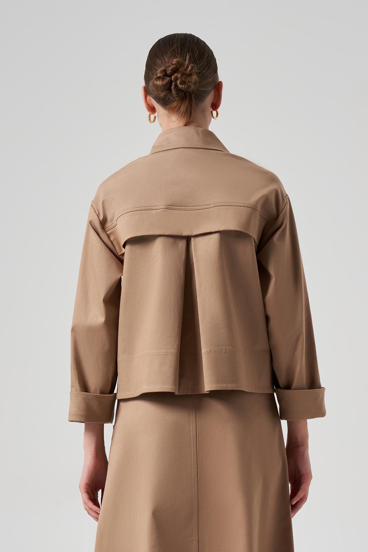 Nuss Çıtçıtlı Kısa Ceket 6025 Camel