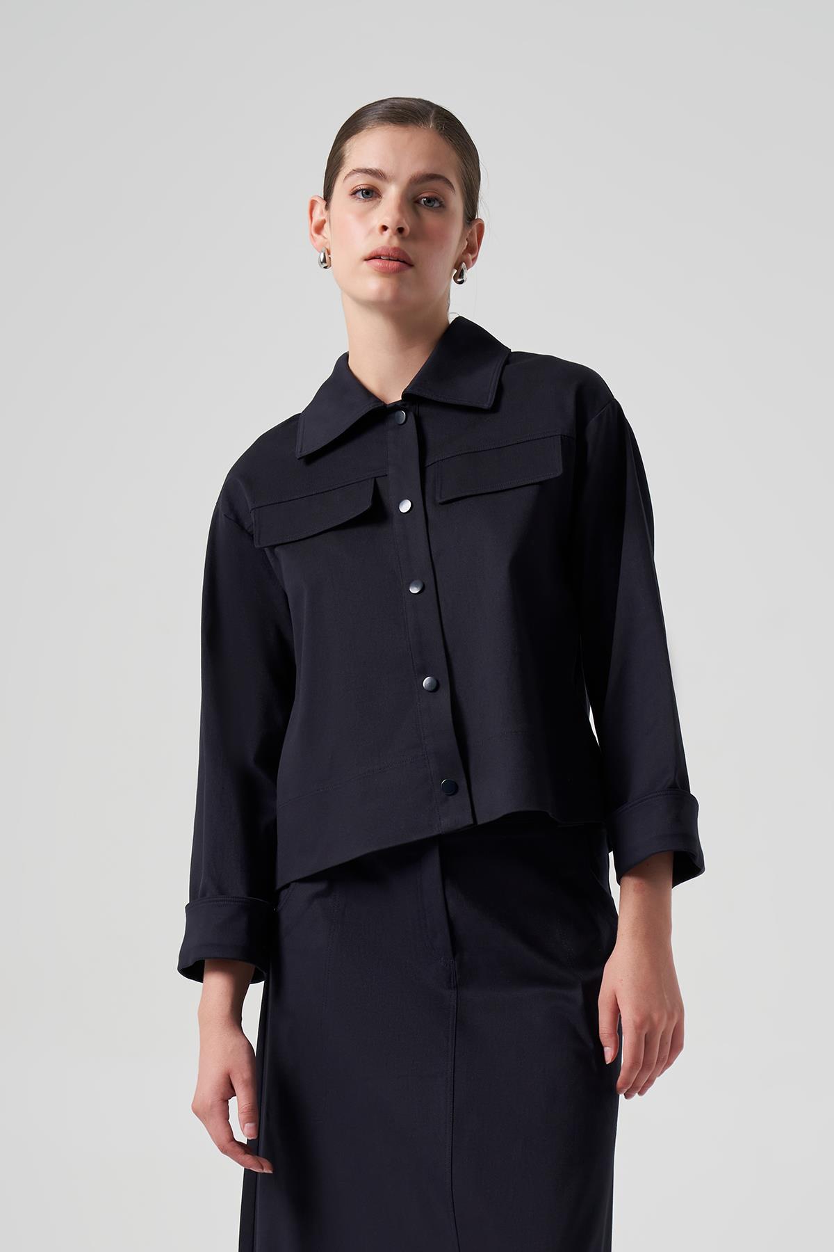 Nuss Çıtçıtlı Kısa Ceket 6025 Lacivert