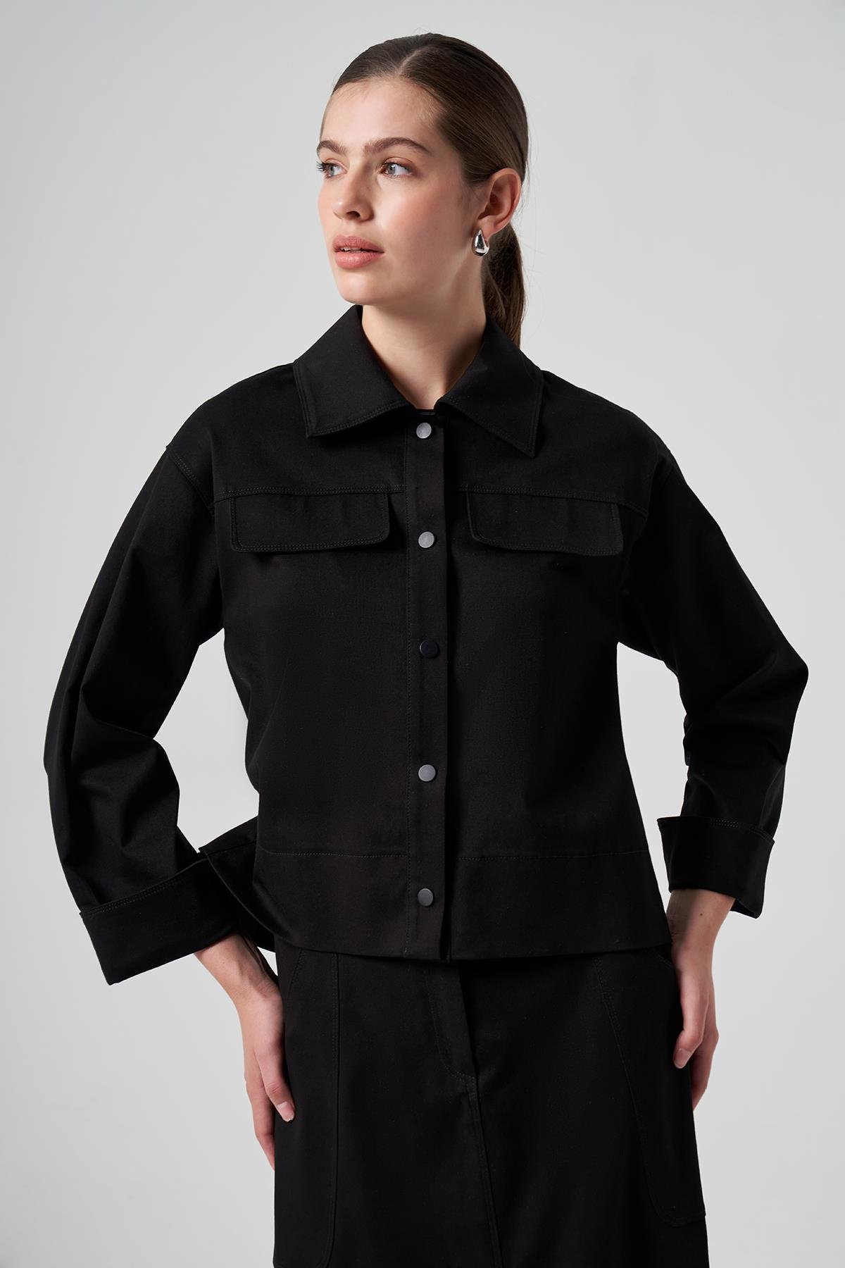 Nuss Çıtçıtlı Kısa Ceket 6025 Siyah