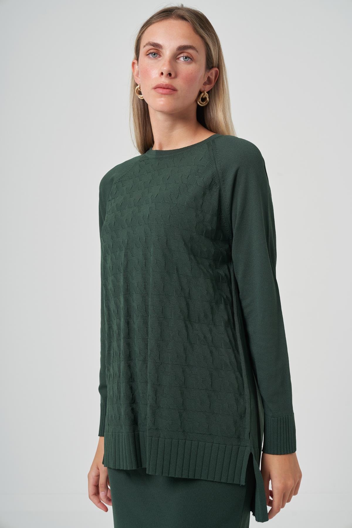 Nuss Kazayağı Desen Merserize Kalem Etekli Triko Takım 1350 Turmalin Yeşil