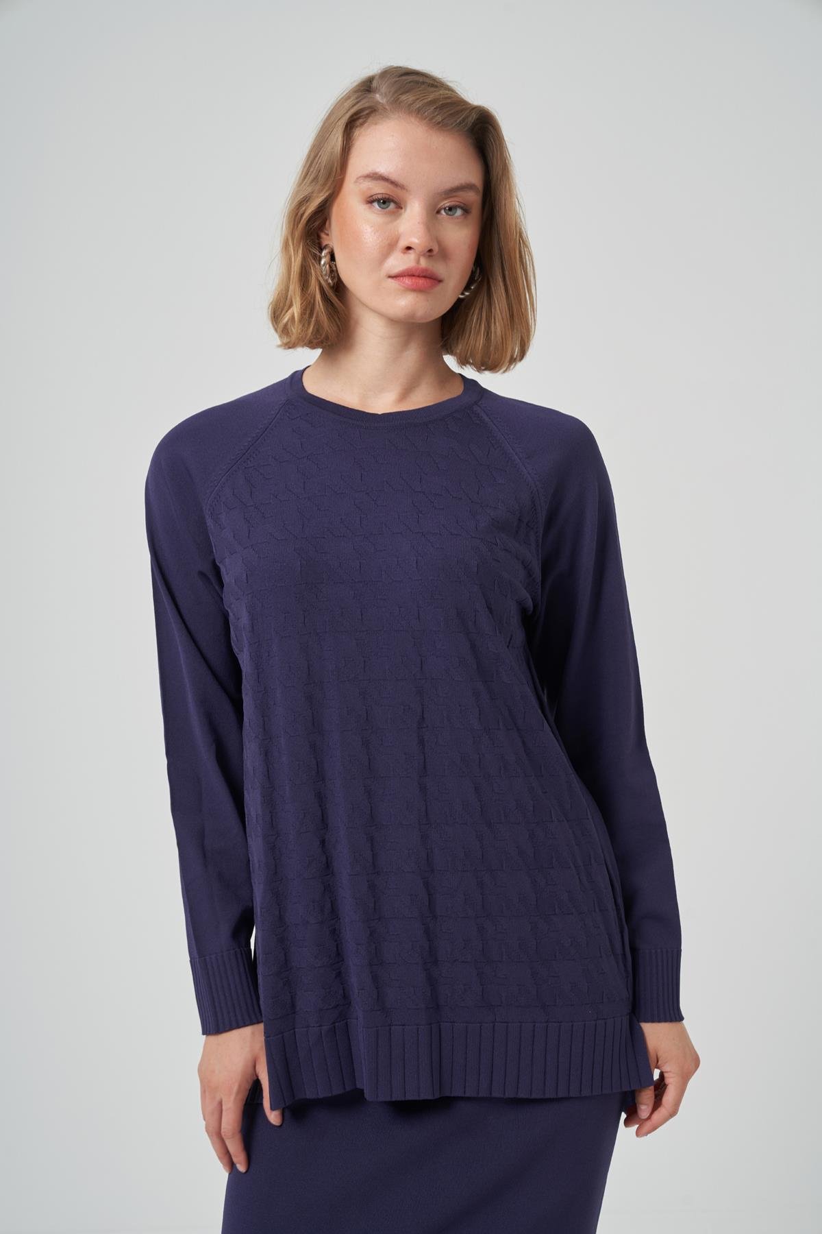 Nuss Kazayağı Desen Merserize Kalem Etekli Triko Takım 1350 Lacivert