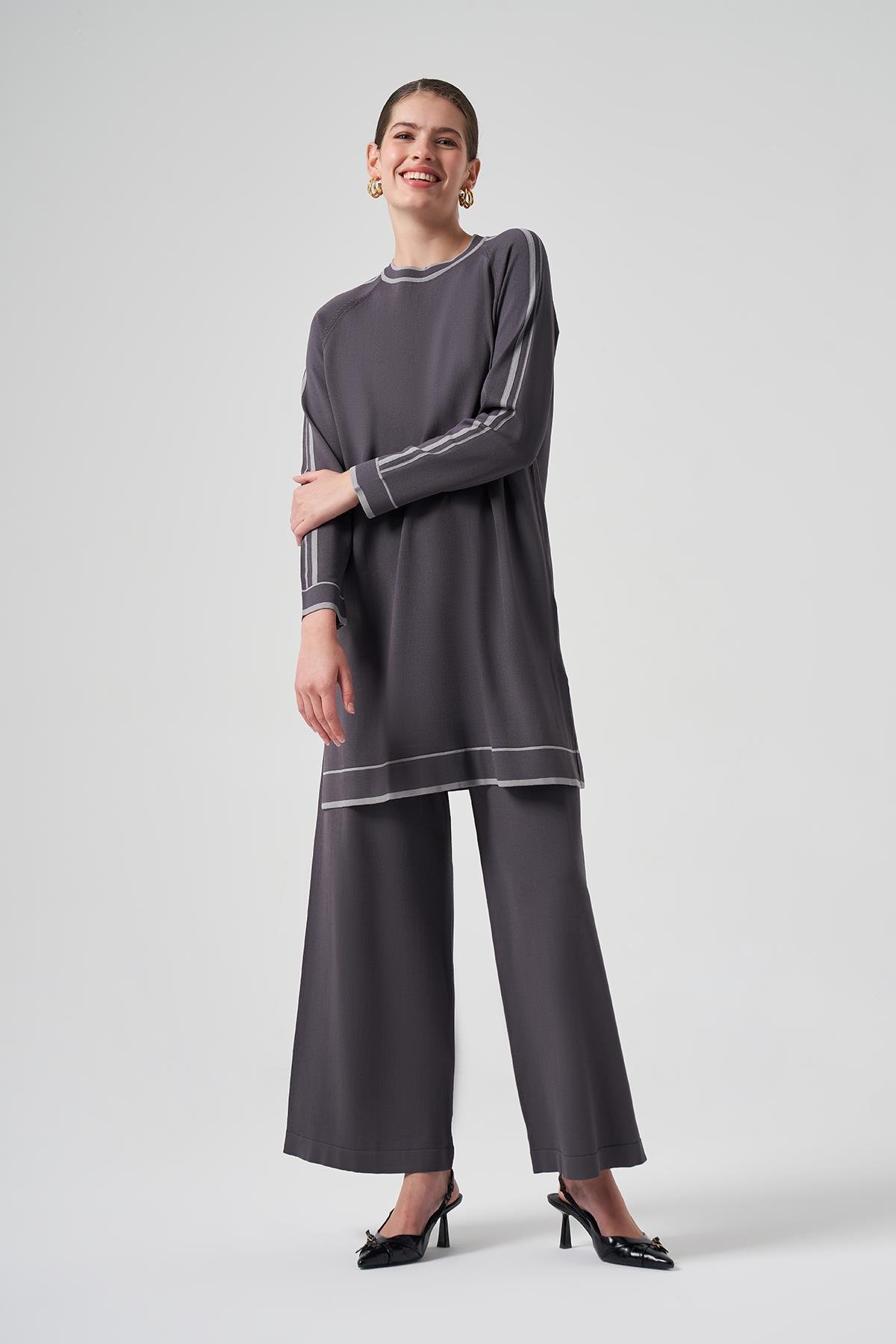 Nuss Merserize Renk Şerit Detay Pantolonlu Takım 1510 Füme