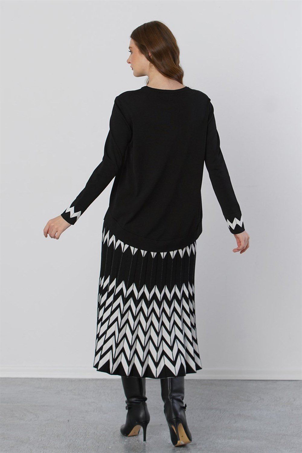 Nuss Merserize Triko Zik Zak Etekli Takım NS-22K-900TKM Siyah