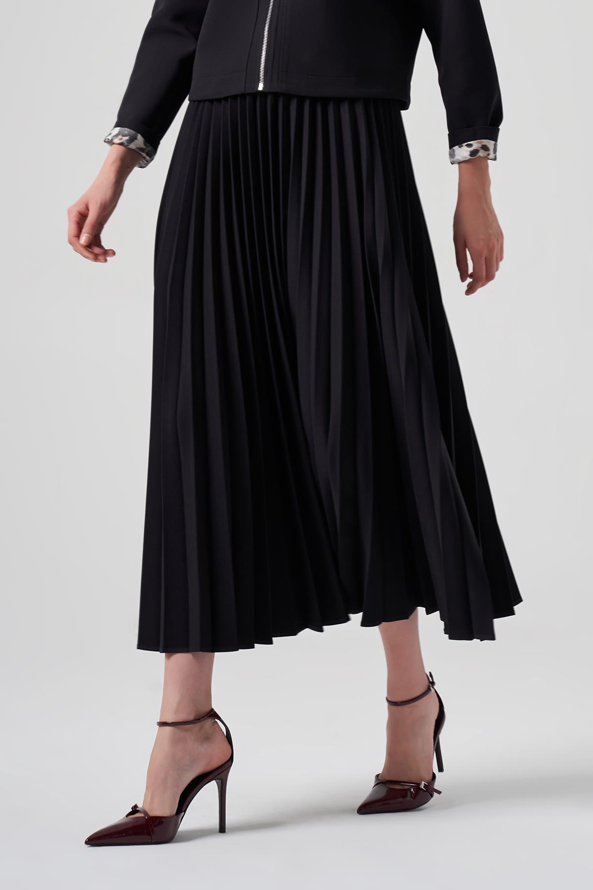 Nuss Piliseli Etek 8037 Siyah