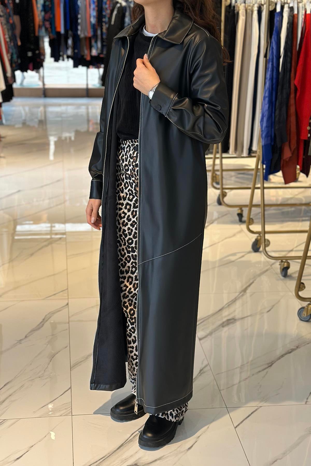 Nuss Tam Boy Kap Uzun Fermuarlı Deri Ceket 6015 Siyah