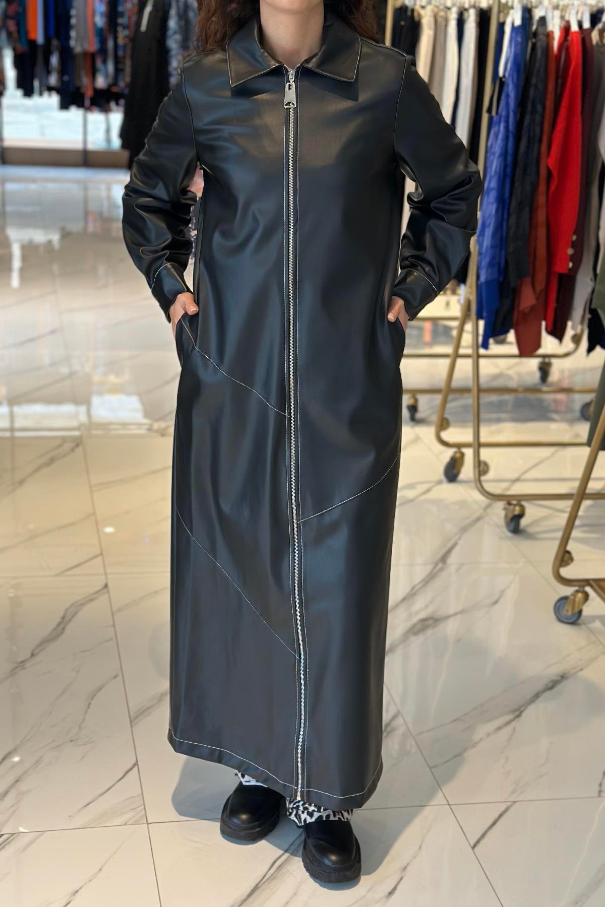 Nuss Tam Boy Kap Uzun Fermuarlı Deri Ceket 6015 Siyah