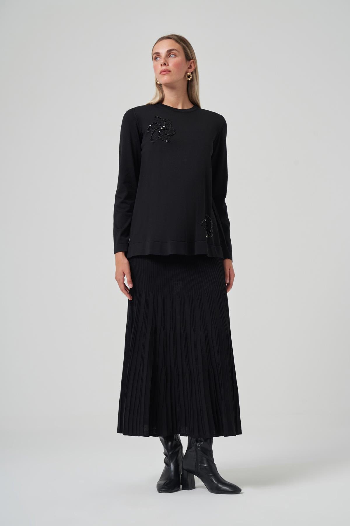 Nuss Taş Detay Etekli Triko Takım 1352 Siyah