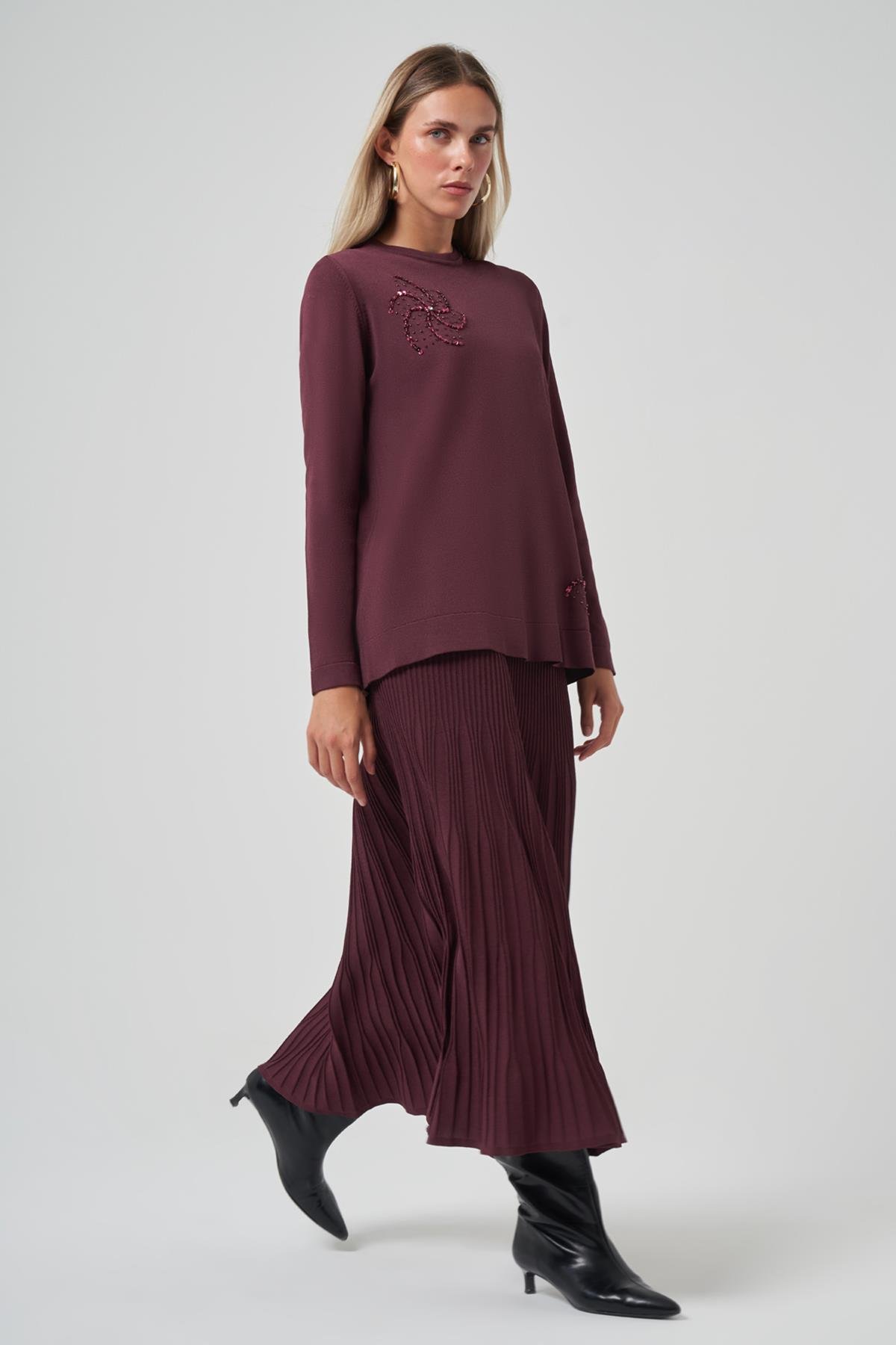 Nuss Taş Detay Etekli Triko Takım 1352 Vişne